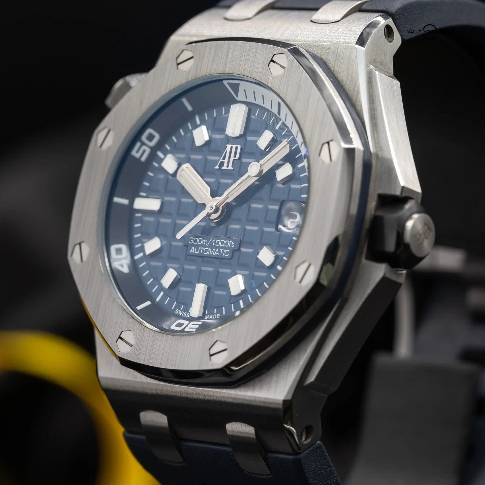 Audemars Piguet Royal Oak Offshore Diver Blue Men's Watch - 15720ST.OO.A027CA.01 - Image 13