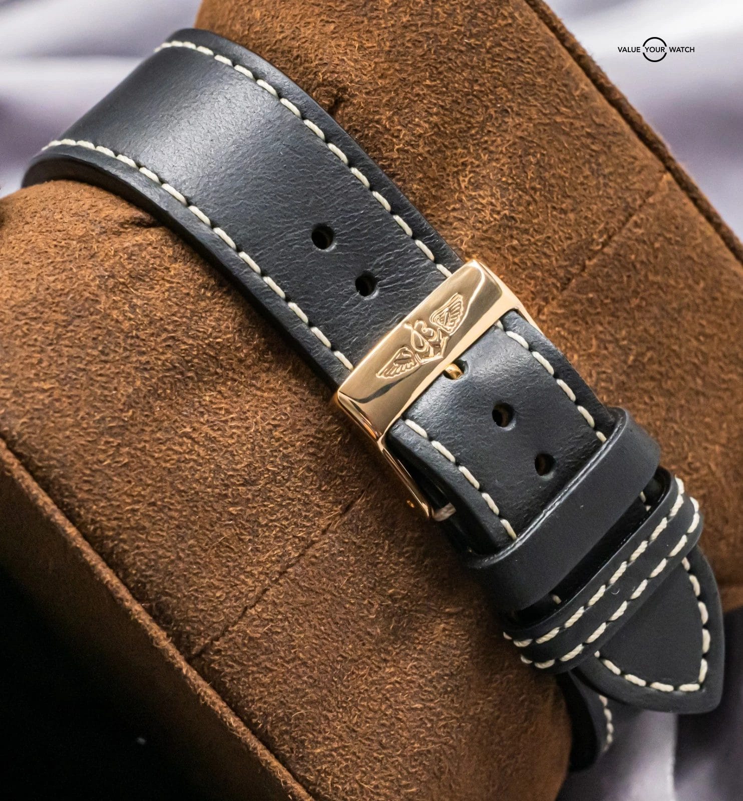 Breitling Crosswind Special 44 mm Yellow Gold Mother of Pearl Windrider K44355 - Image 3