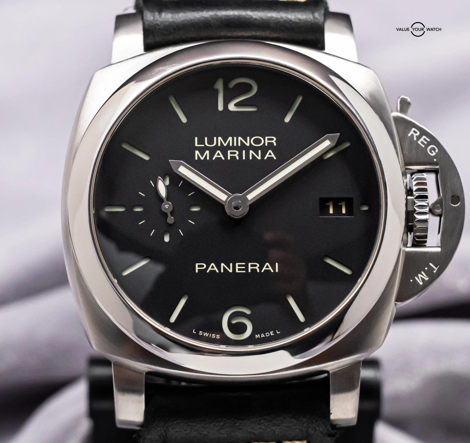 Panerai 392 Luminor Marina 42 mm 3 Days 1950 Black Dial PAM00392 PAM392 PAM