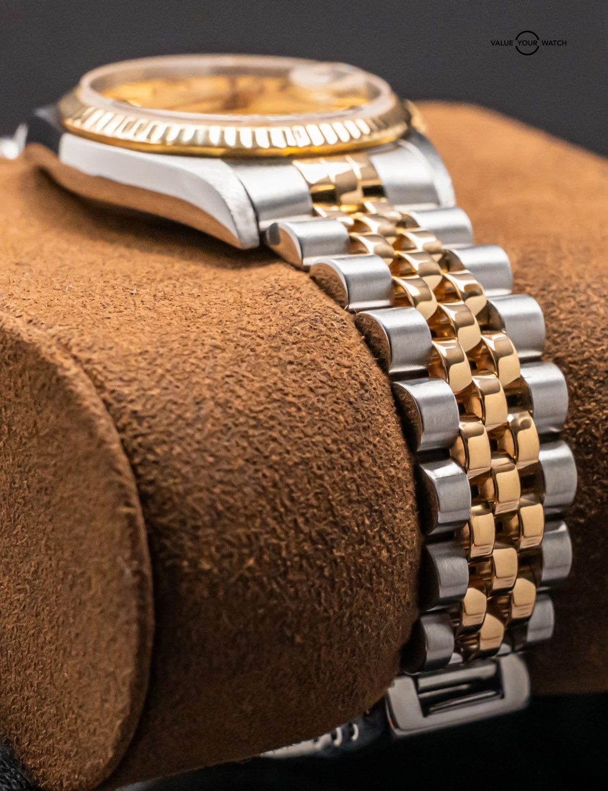 Rolex Datejust 31 mm Yellow Gold Complete Set Fluted Bezel Champagne Dial 68273 - Image 6