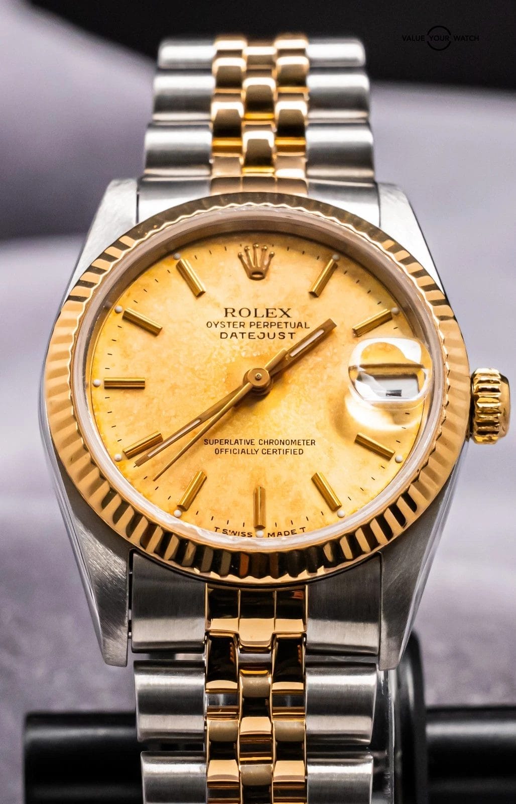 Rolex Datejust 31 mm Yellow Gold Complete Set Fluted Bezel Champagne Dial 68273 - Image 9