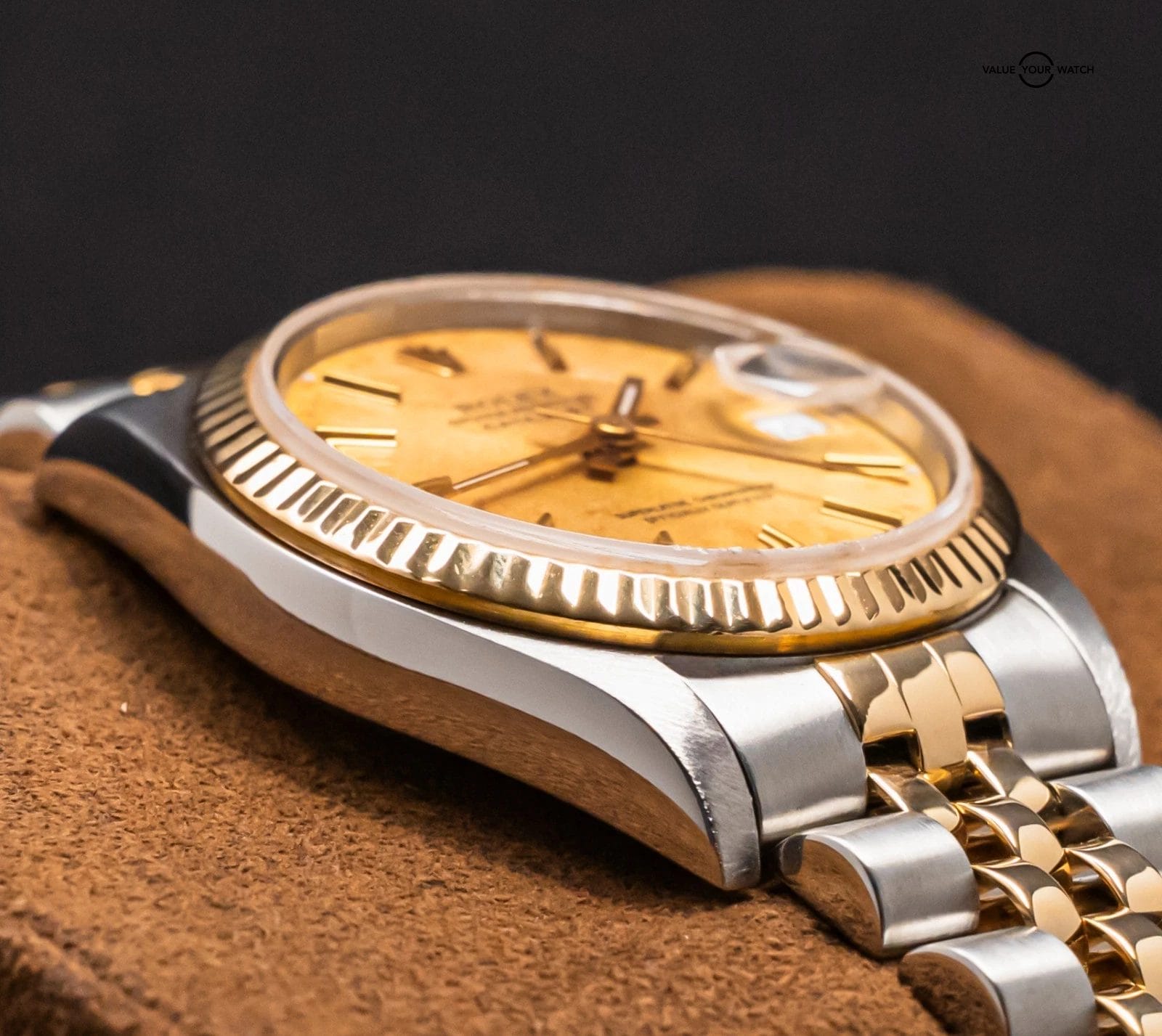 Rolex Datejust 31 mm Yellow Gold Complete Set Fluted Bezel Champagne Dial 68273 - Image 10