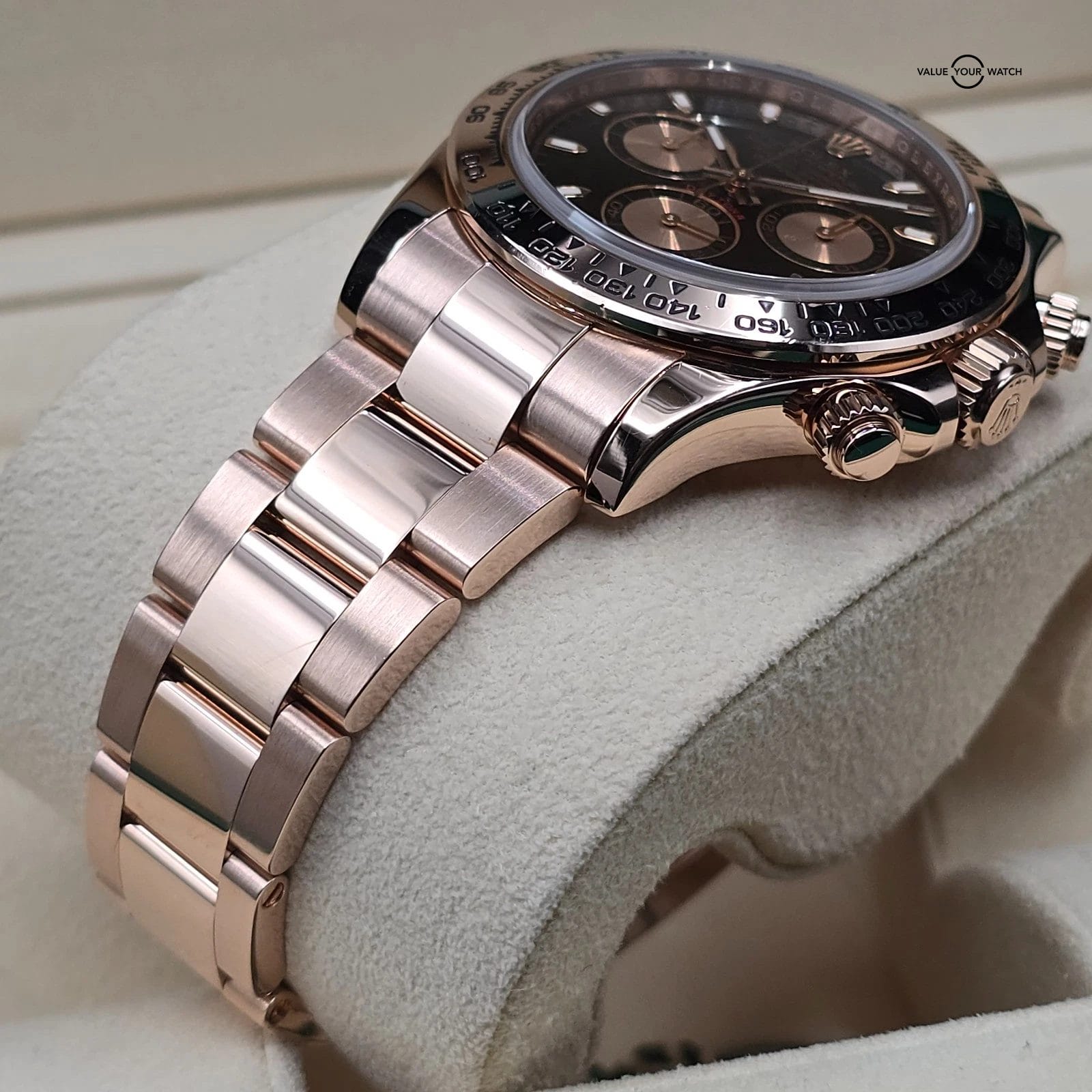 Rolex Daytona Black Dial in solid 18k rose gold, RSC Serviced in 2025! - Image 7