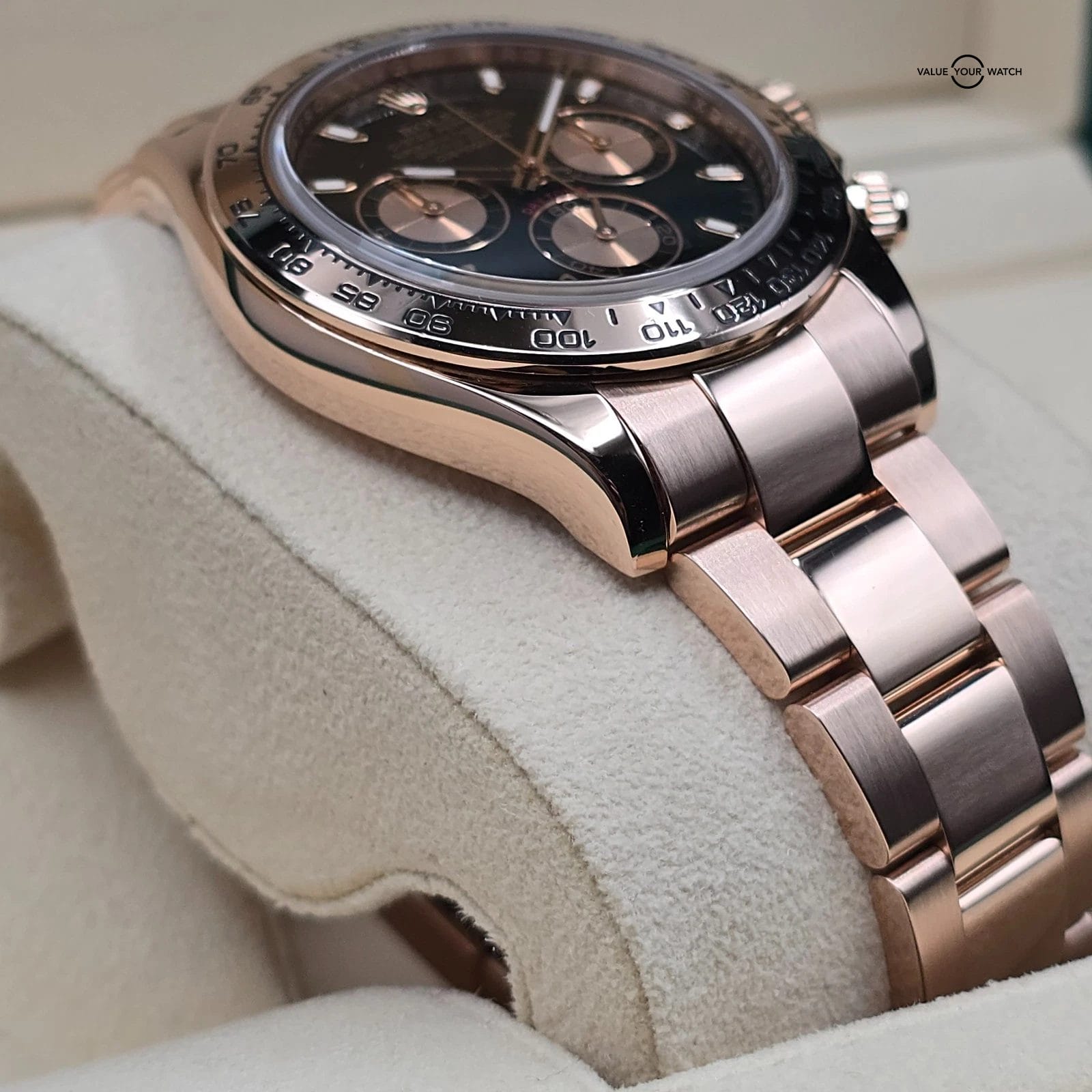 Rolex Daytona Black Dial in solid 18k rose gold, RSC Serviced in 2025! - Image 8