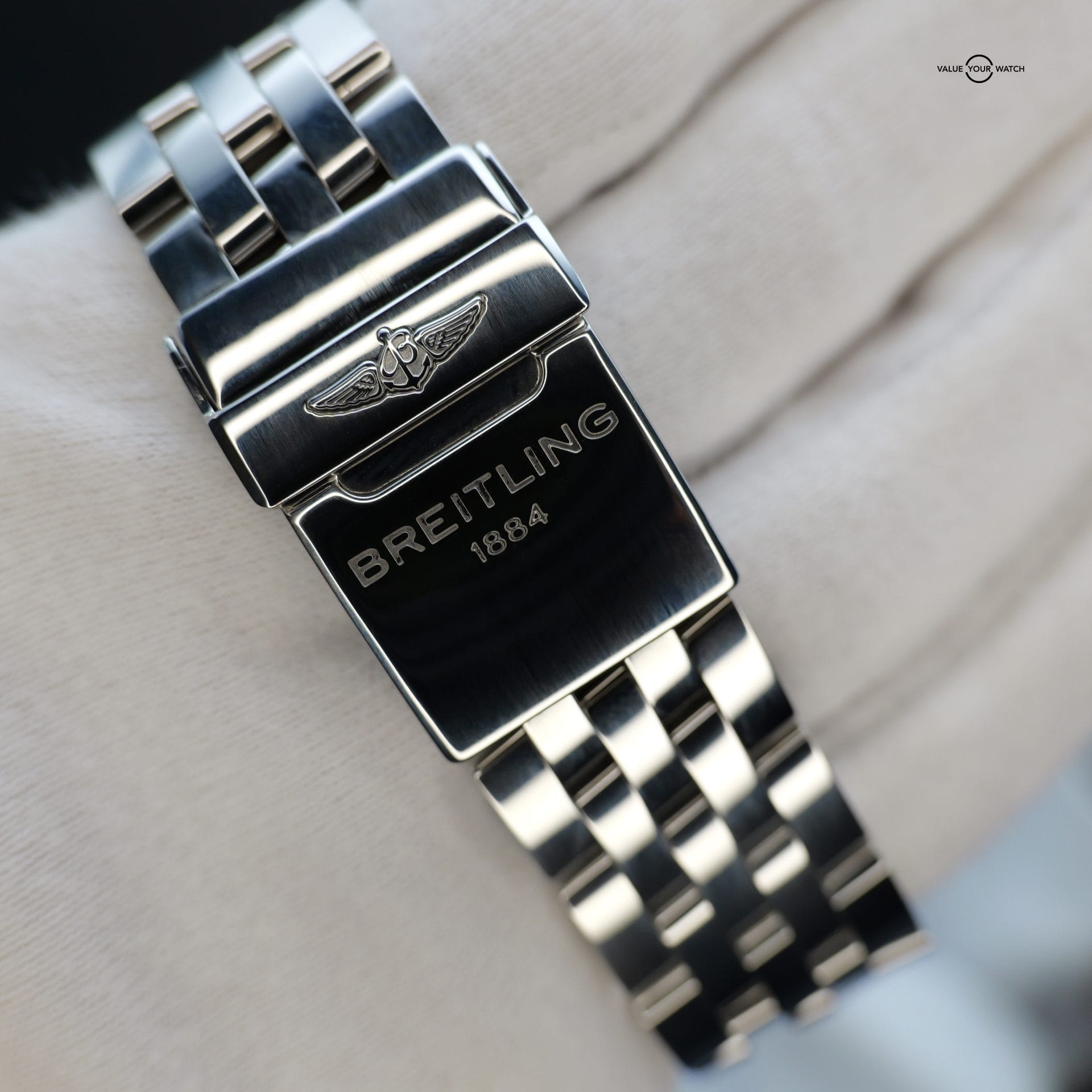 Breitling Chronomat Airborne AB01154 44MM Panda Dial WARRANTY - Image 9