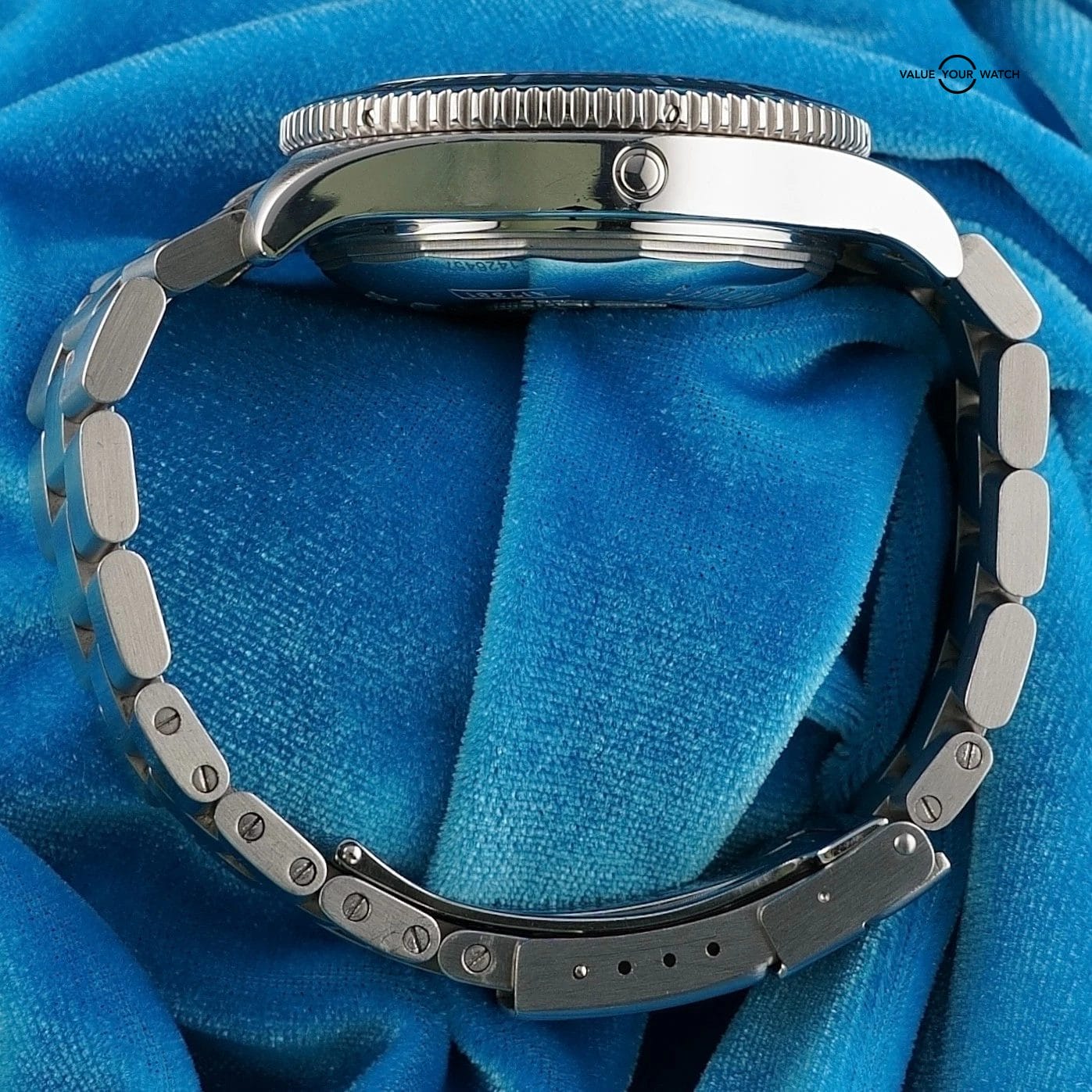 Breitling Superocean 44mm A17391 -Steel Bracelet & Extra OEM Strap & Buckle, Box - Image 4