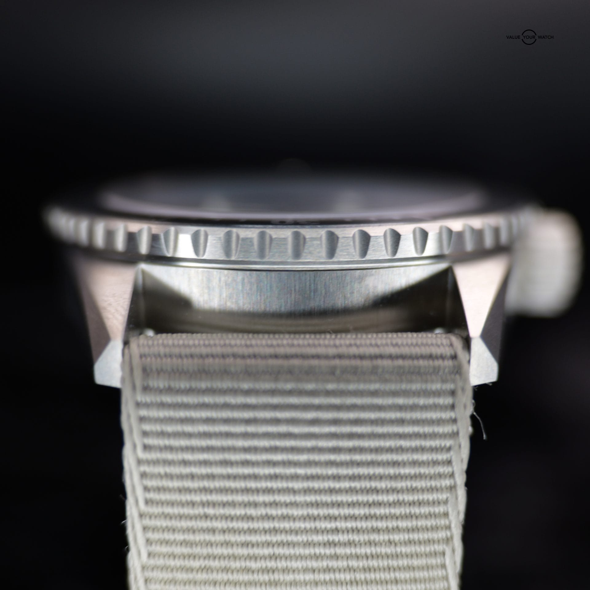 Blancpain Fifty Fathoms Bathyscaphe 5000-1210-NAGA 43MM Grey Dial Full Set WARRANTY - Image 6