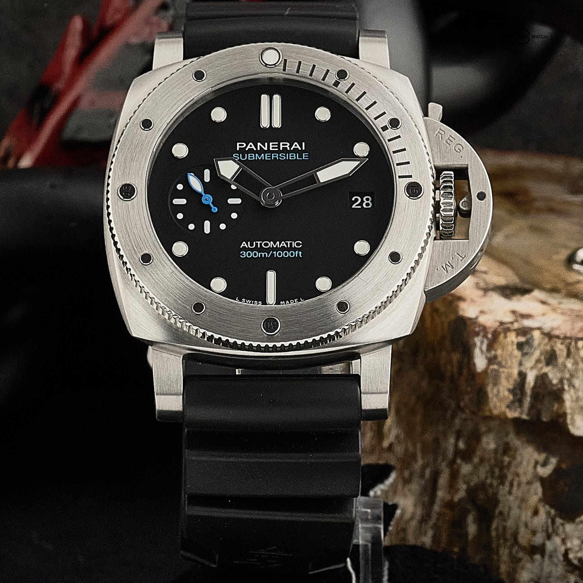 Panerai Luminor Submersible PAM02973 42mm Black Dial Box and Papers - Image 14