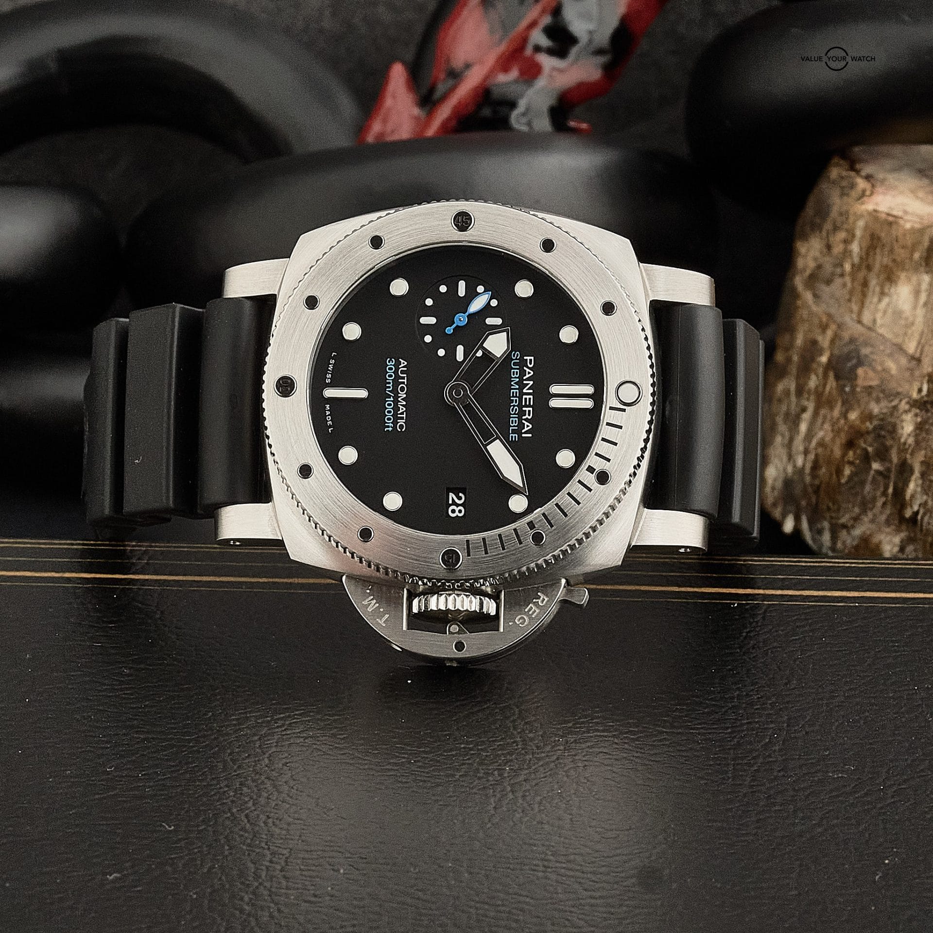 Panerai Luminor Submersible PAM02973 42mm Black Dial Box and Papers - Image 17