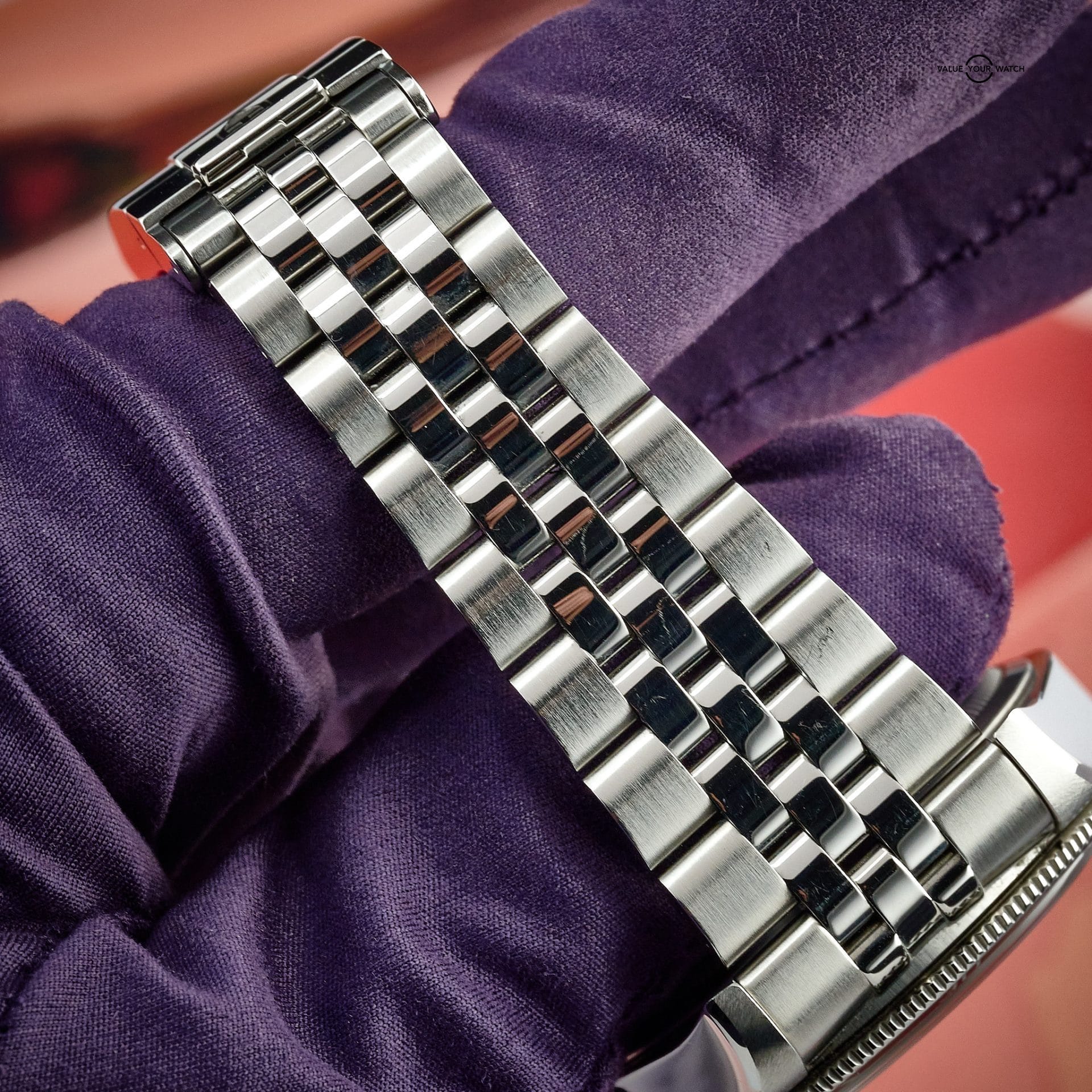 Tudor Black Bay 41 “Red” – Ref. M7941A1A0RU – 41mm Stainless Steel w/ Box and Papers - Image 10