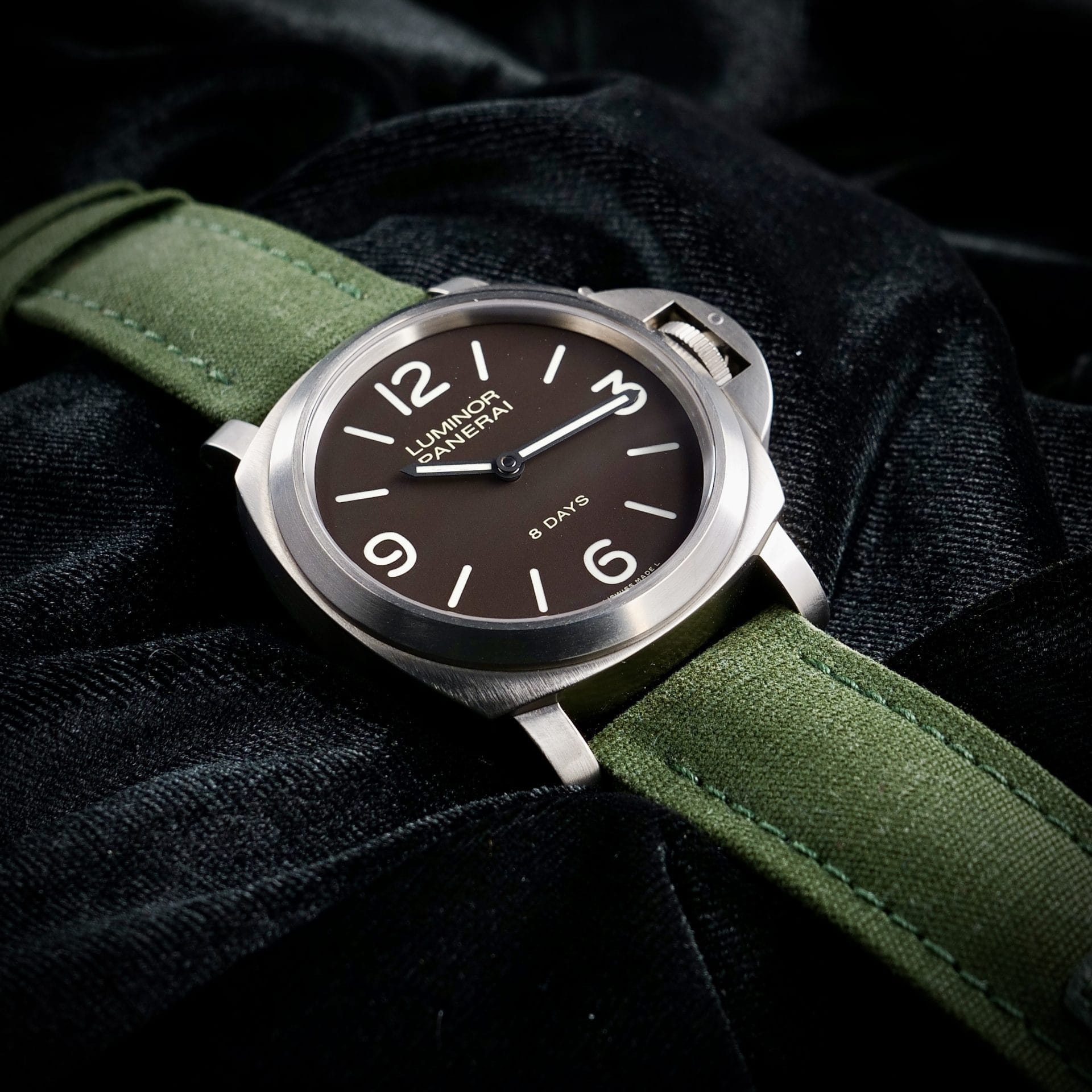 Panerai 8 Day Titanium PAM 00562 Full Set Box & 2 manuals 3 OEM Straps - Image 2