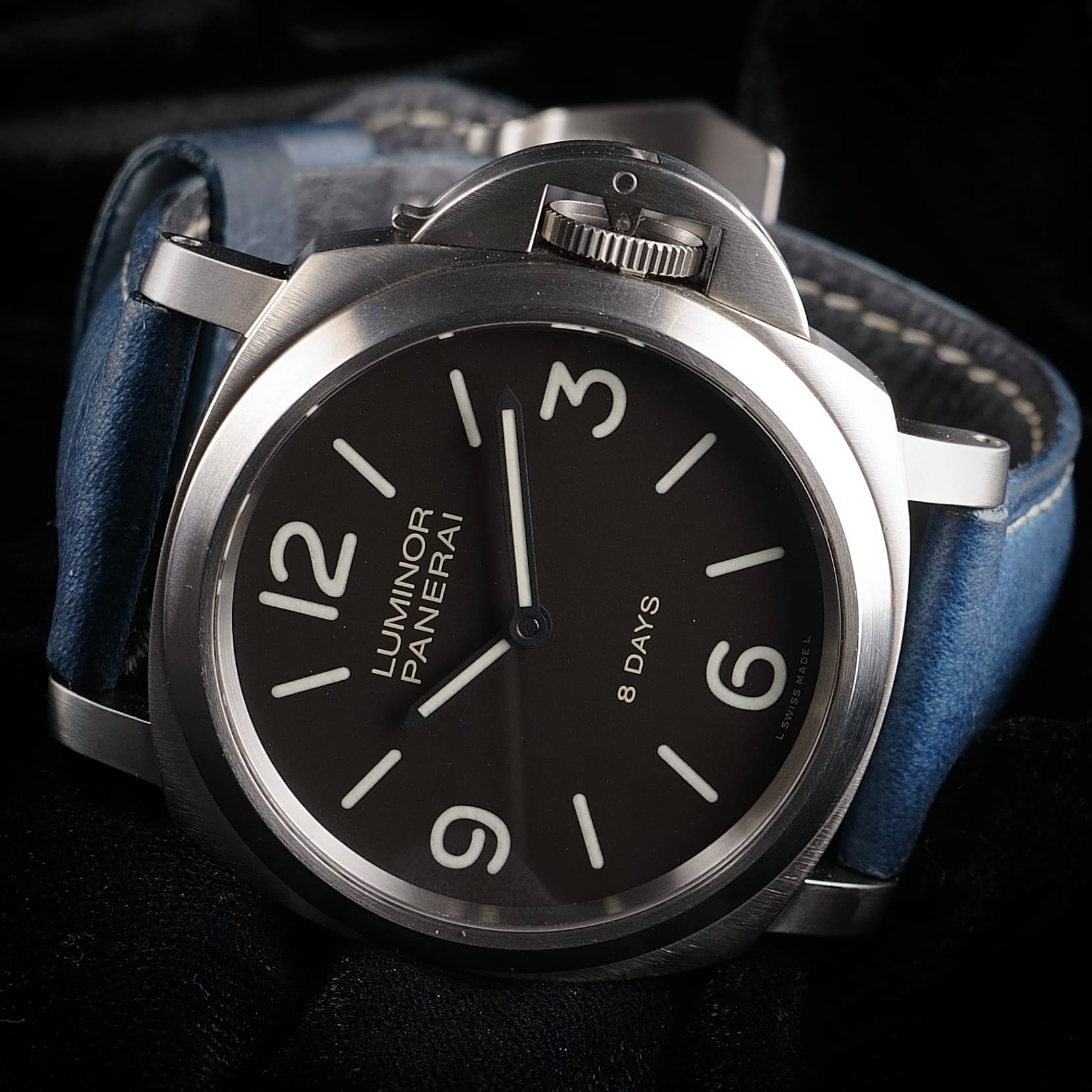 Panerai 8 Day Titanium PAM 00562 Full Set Box & 2 manuals 3 OEM Straps
