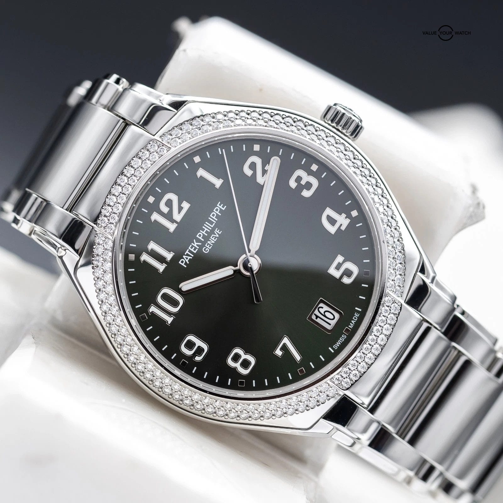 Patek Philippe Twenty~4 Automatic Stainless Steel Green Dial 36mm 7300/1200A-011 - Image 2