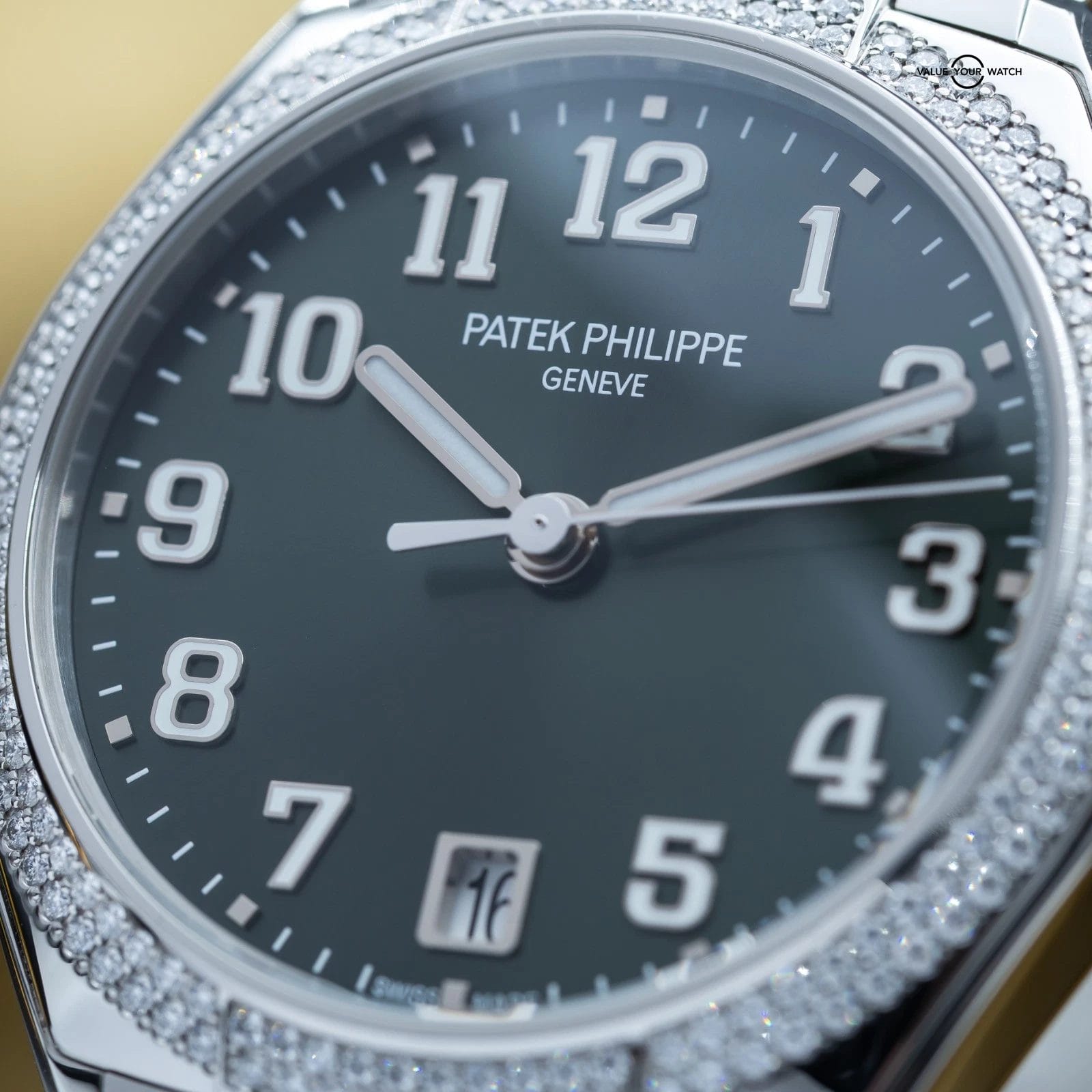 Patek Philippe Twenty~4 Automatic Stainless Steel Green Dial 36mm 7300/1200A-011 - Image 7