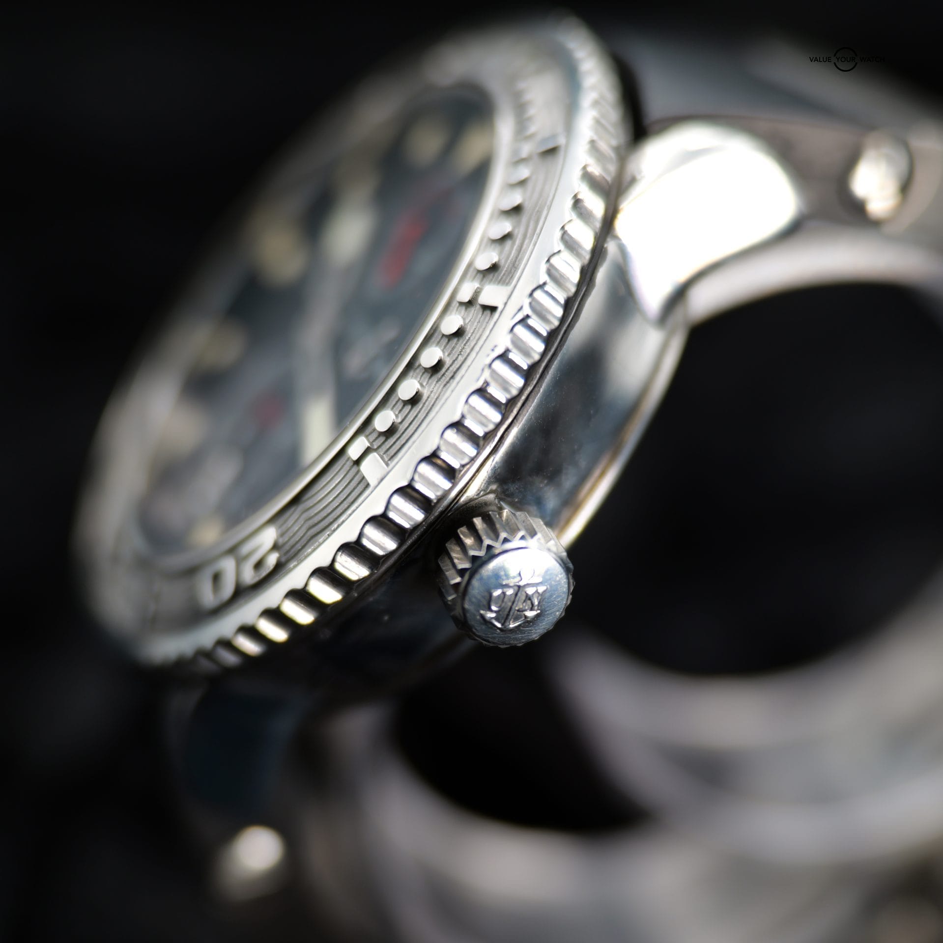 Ulysse Nardin Maxi Diver 263-55 40MM Black Dial Full Set WARRANTY - Image 4