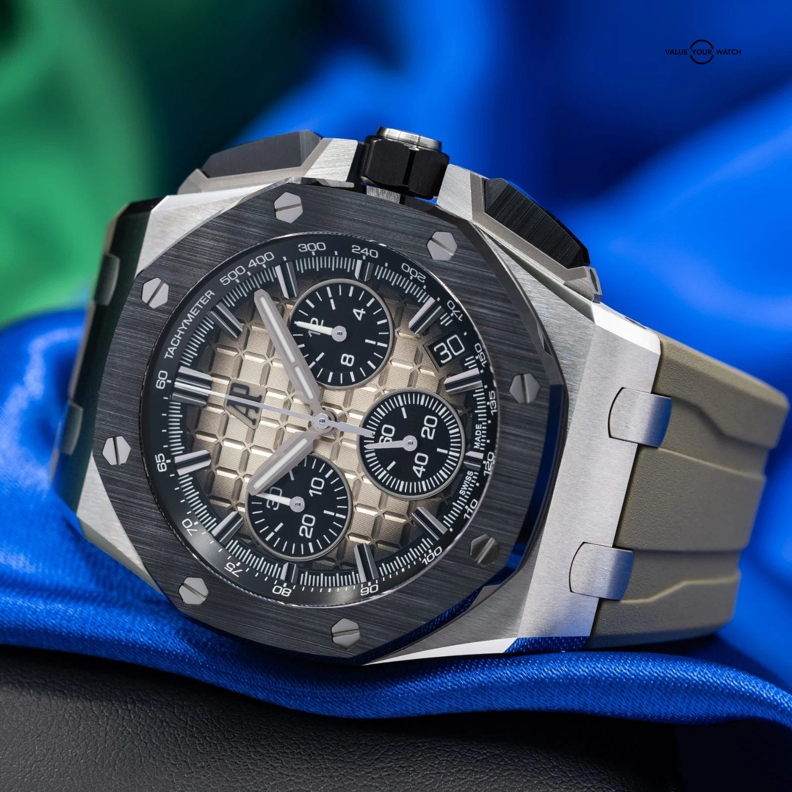 Audemars Piguet Royal Oak Chronograph 26420SO.OO.A600CA.01 NEW &UNWORN FULL SET - Image 5