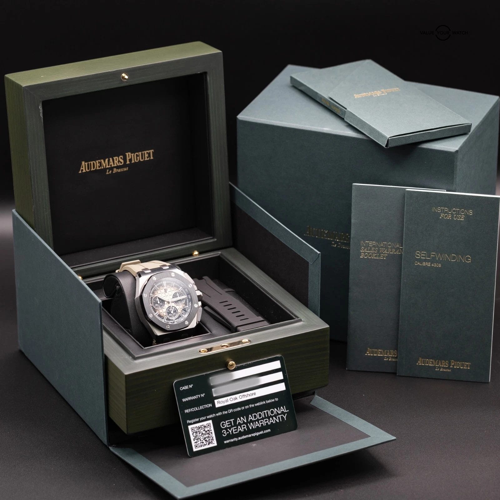 Audemars Piguet Royal Oak Chronograph 26420SO.OO.A600CA.01 NEW &UNWORN FULL SET - Image 12