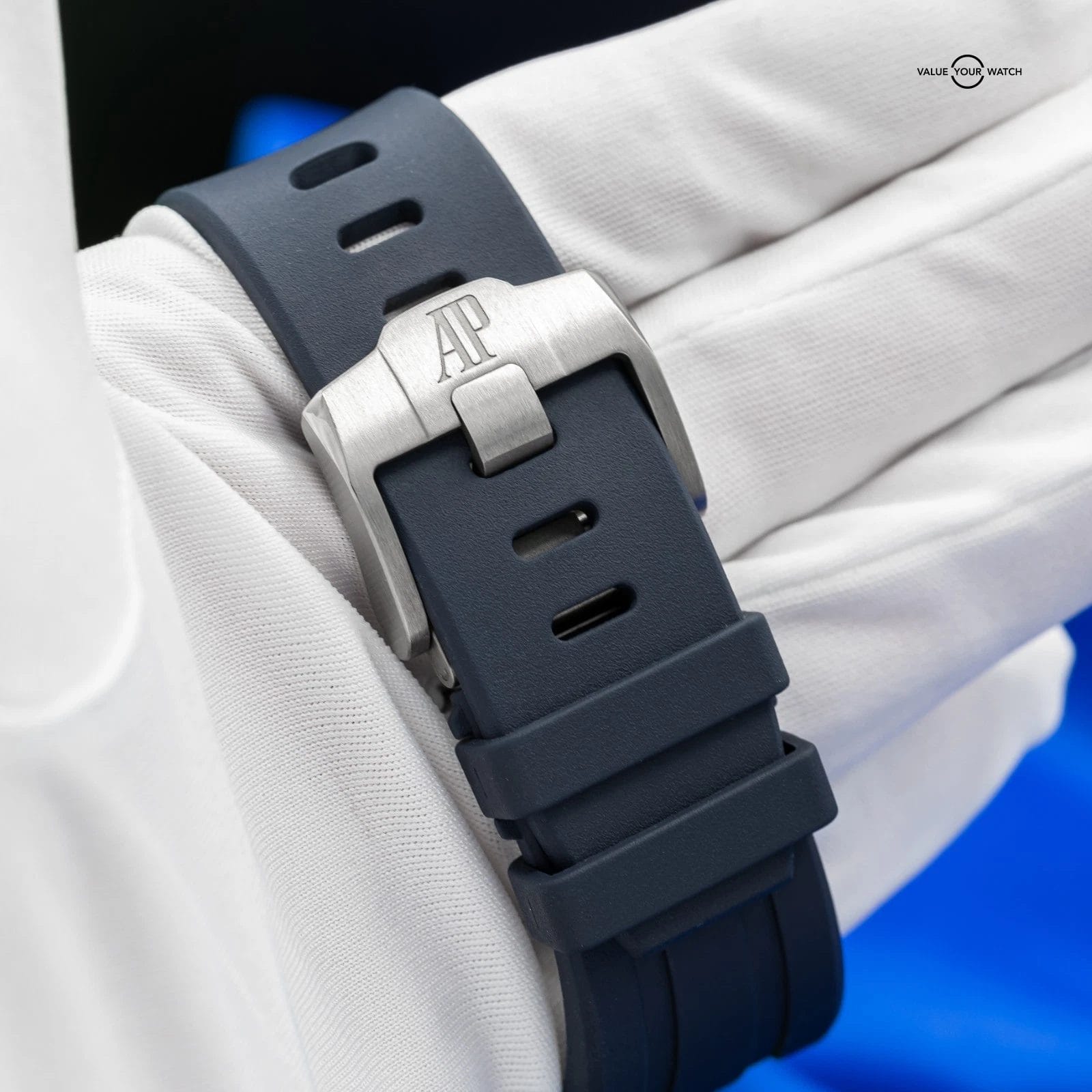 Audemars Piguet Royal Oak Offshore Titanium Blue Men's Watch 26420TI Full Set - Image 6