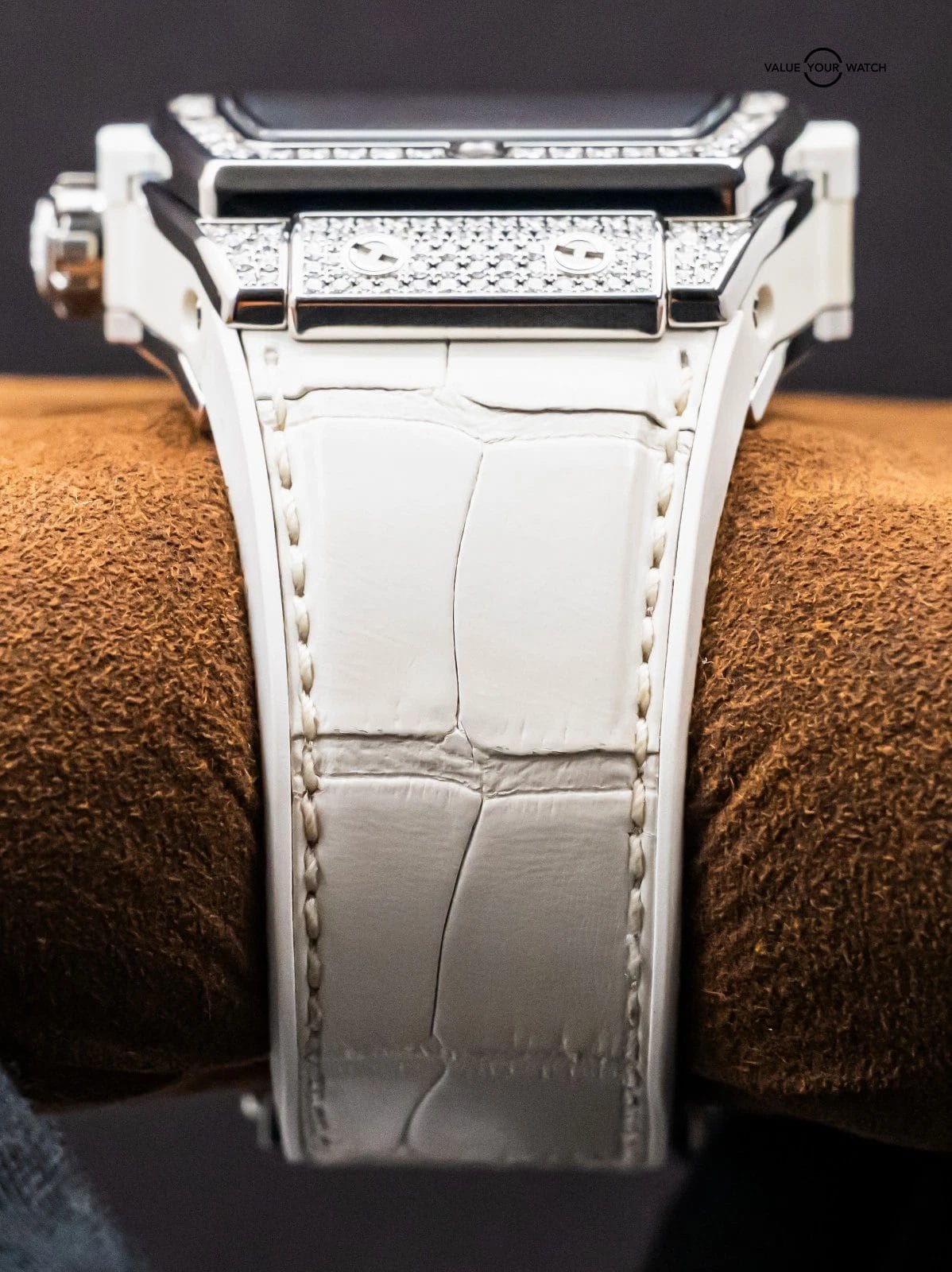 Hublot Spirit of Big Bang Moonphase Titanium Pave 42mm 647.NE.2070.RW.1604 - Image 10