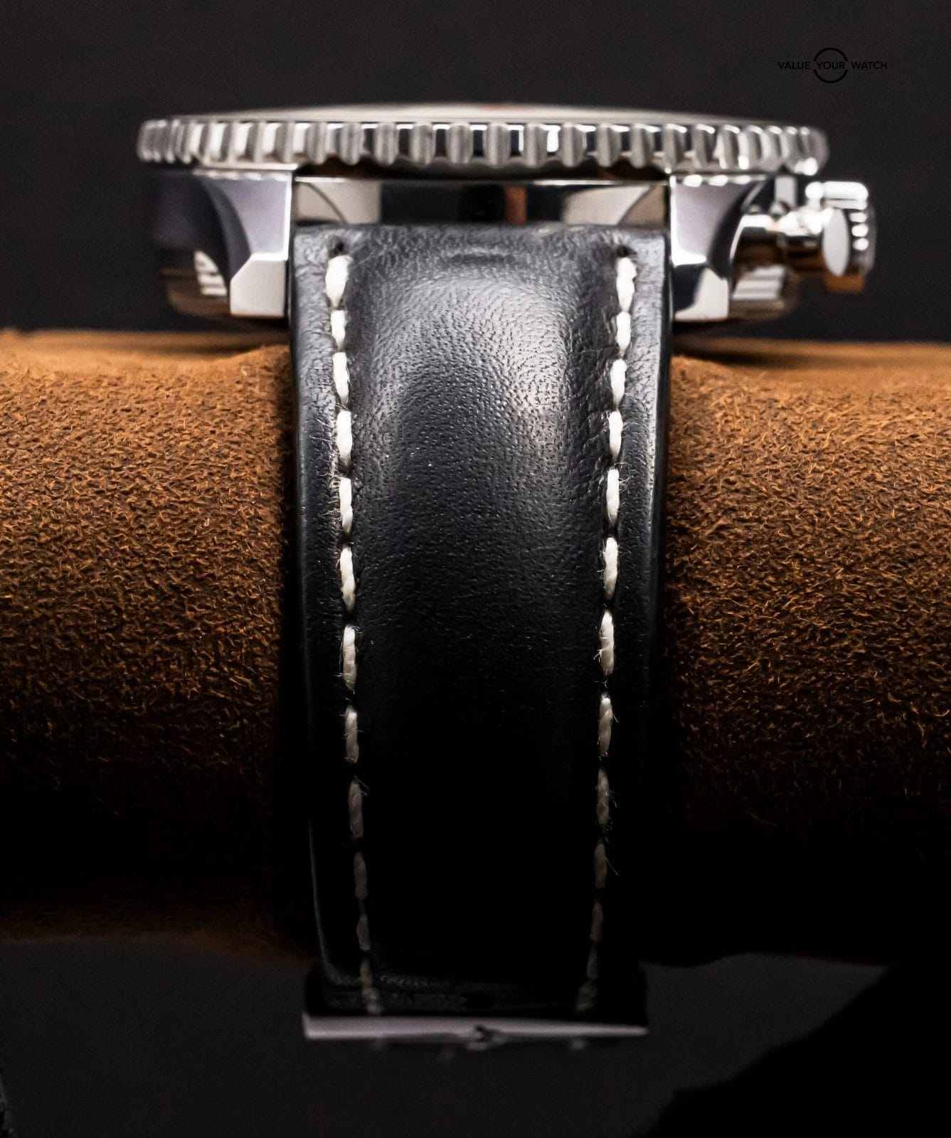 Breitling Navitimer Chronograph GMT 46 mm Box Papers World Black Dial Leather A2 - Image 9