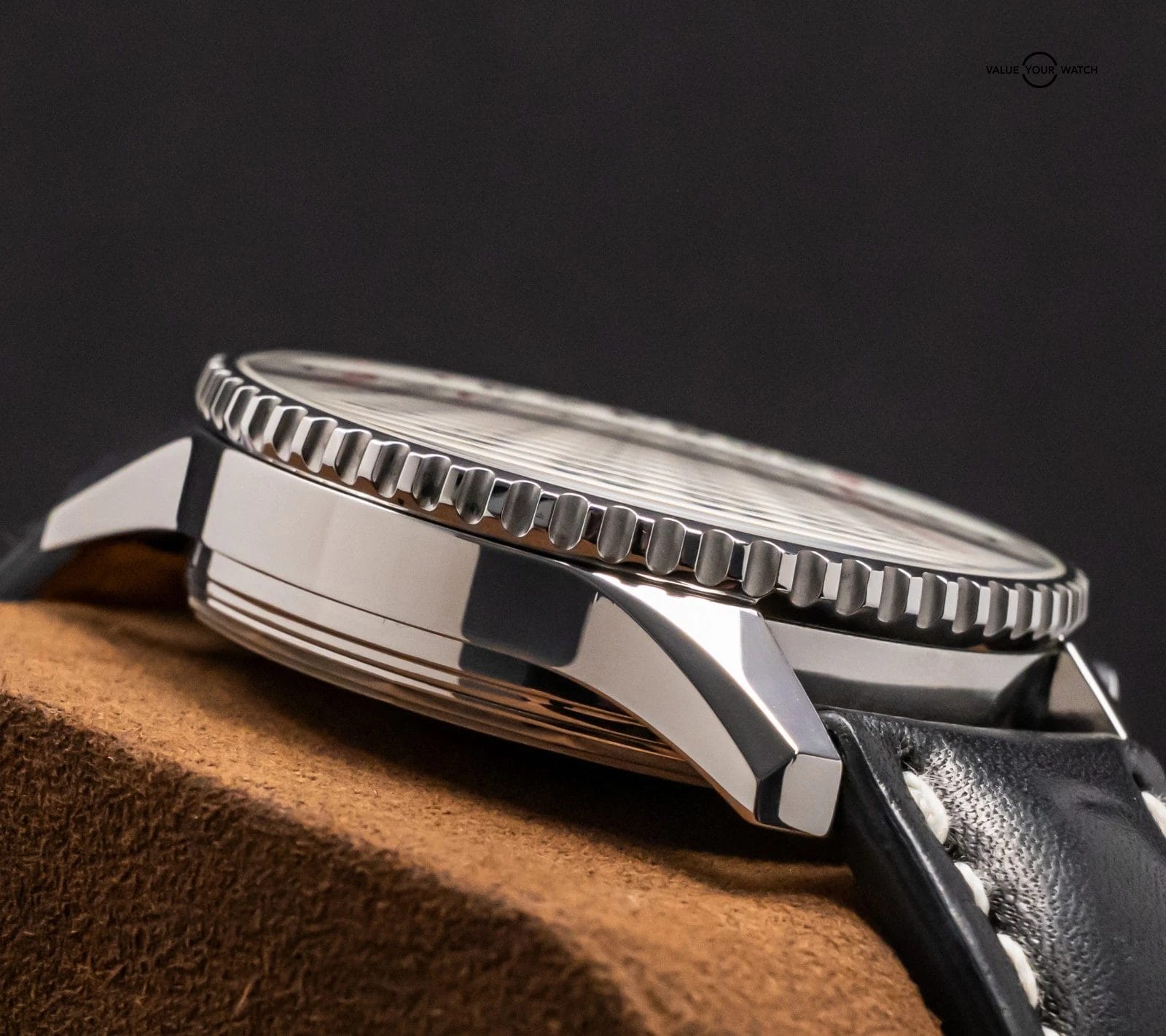 Breitling Navitimer Chronograph GMT 46 mm Box Papers World Black Dial Leather A2 - Image 11