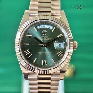 2025 UNWORN Rolex Day Date 40mm Rose Gold with Olive Dial – Collectors Full Set