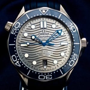 2024 OMEGA Seamaster Diver 300M Gray Wave 6xStraps 210.30.42.20.06.001 Full Set