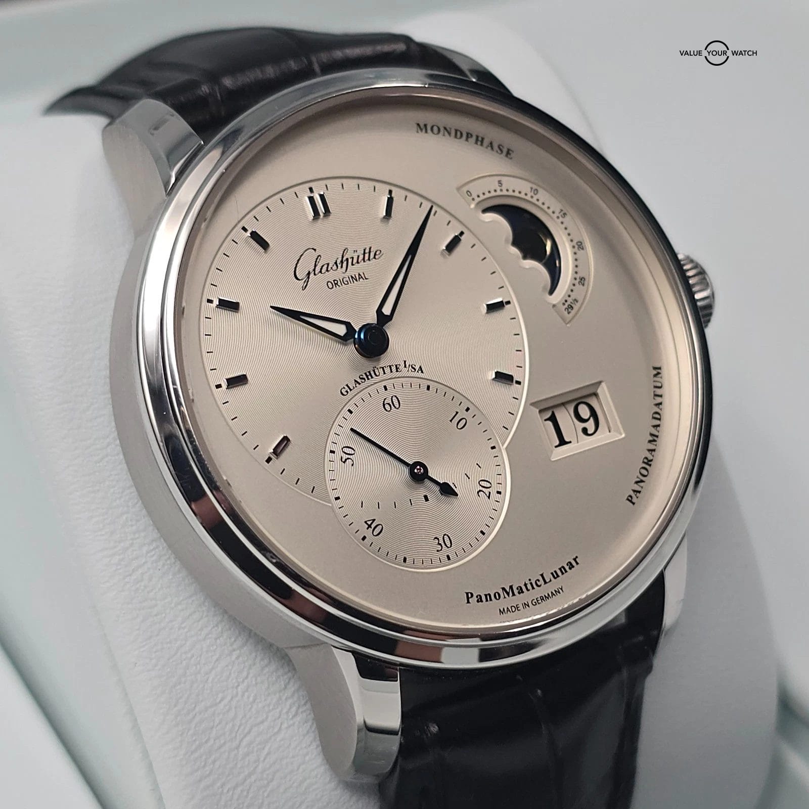 Glashutte Original PanomaticLunar moonphase in 40mm steel, box and papers!