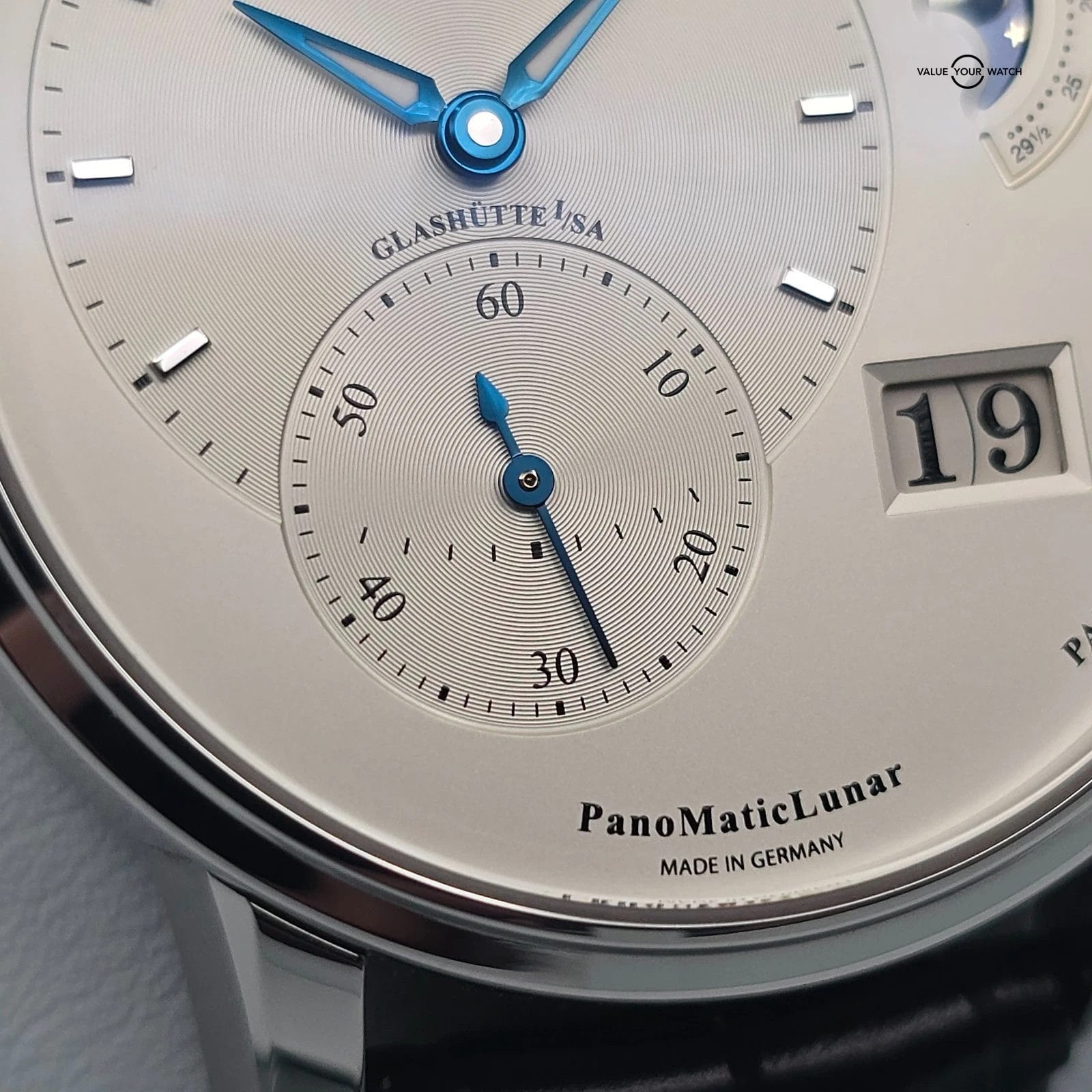 Glashutte Original PanomaticLunar moonphase in 40mm steel, box and papers! - Image 4