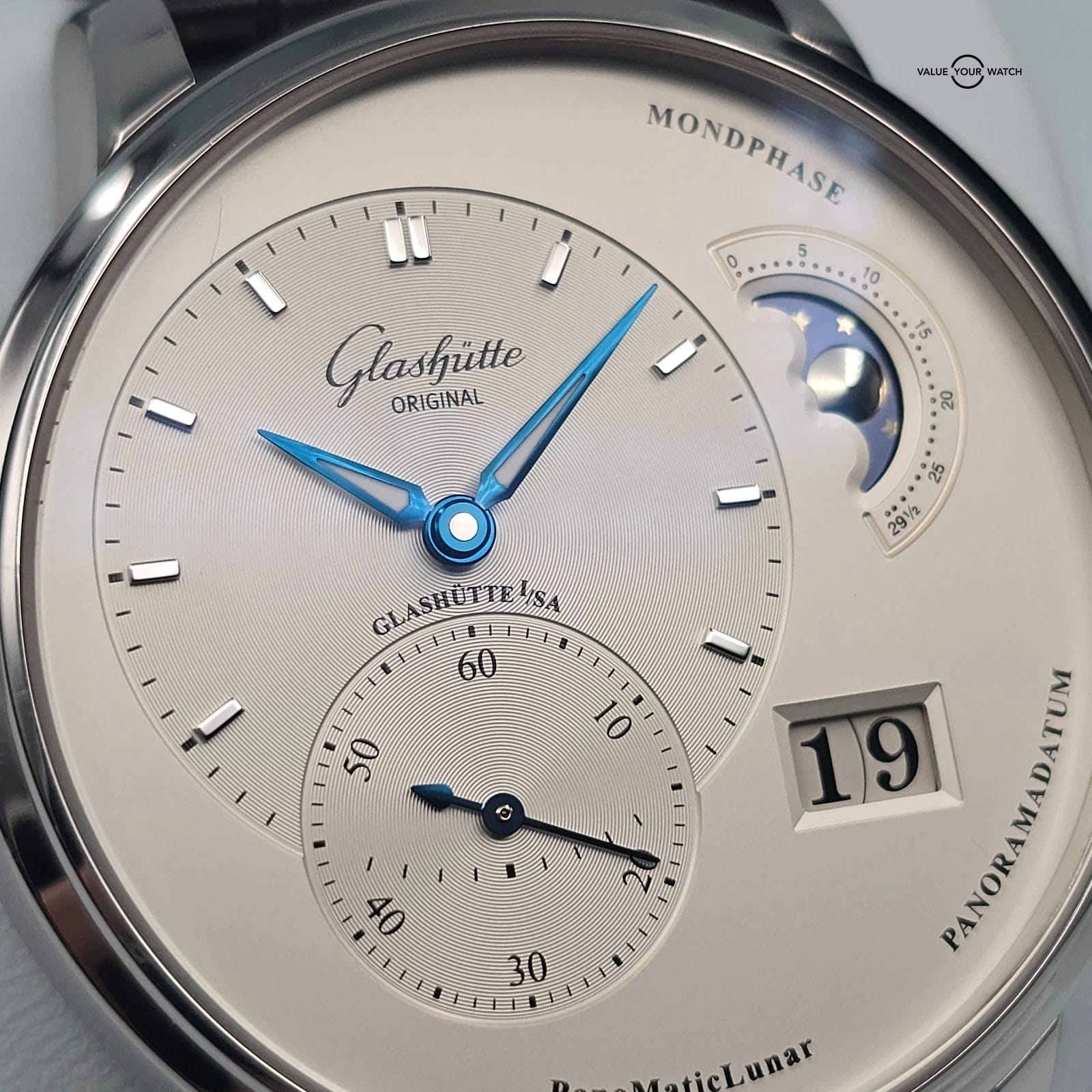 Glashutte Original PanomaticLunar moonphase in 40mm steel, box and papers! - Image 6
