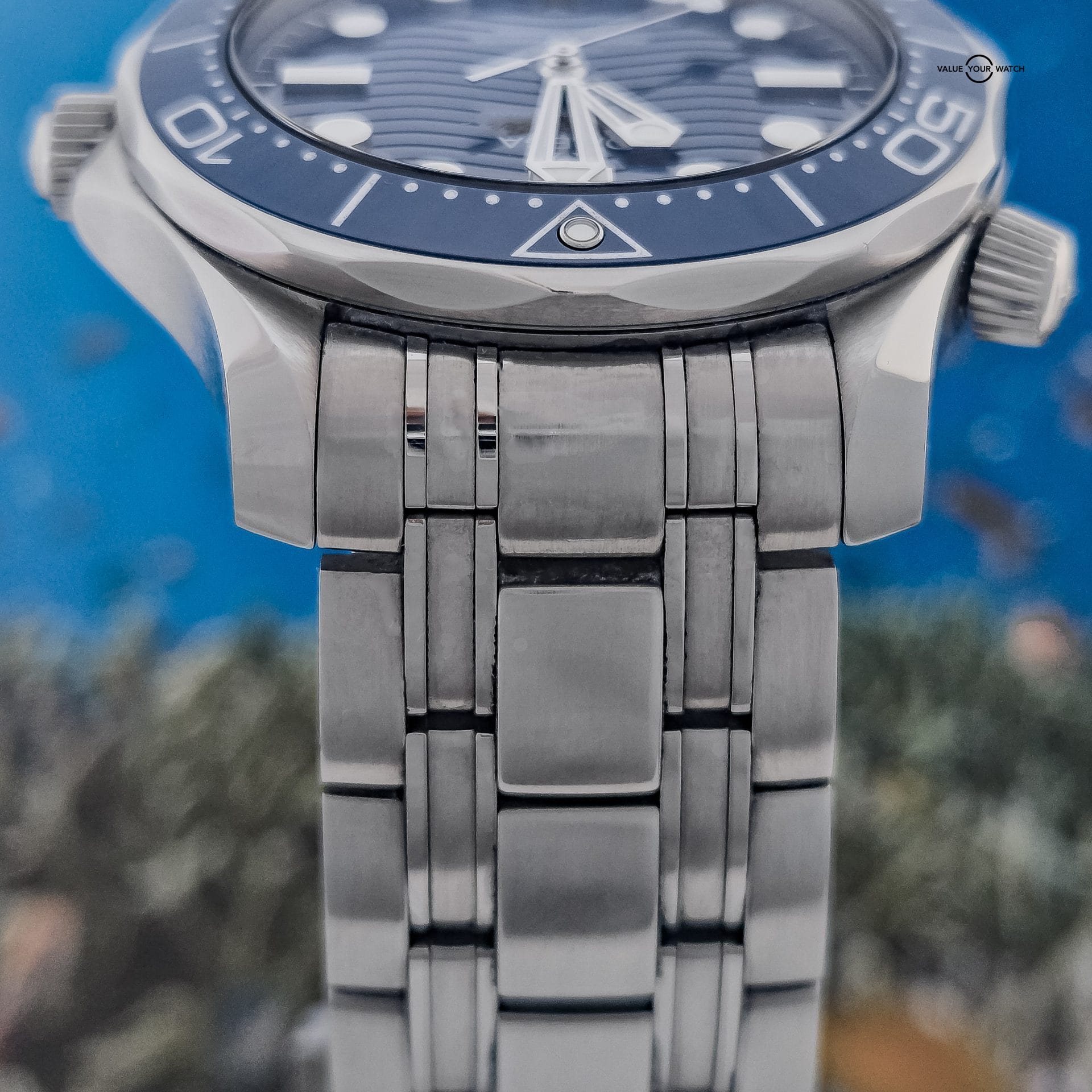 2025 OMEGA Seamaster Diver 300M 42mm w/ Blue Wave Dial, Steel Bracelet ref:210.30.42.20.03.001 - Image 8