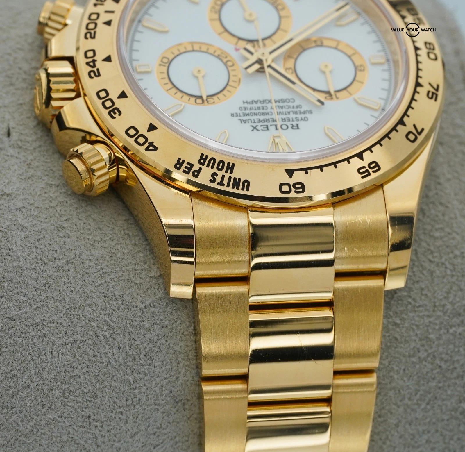 2024 Rolex Daytona 40mm White Dial 126508 18K Yellow Gold BOX/PAPERS! - Image 17