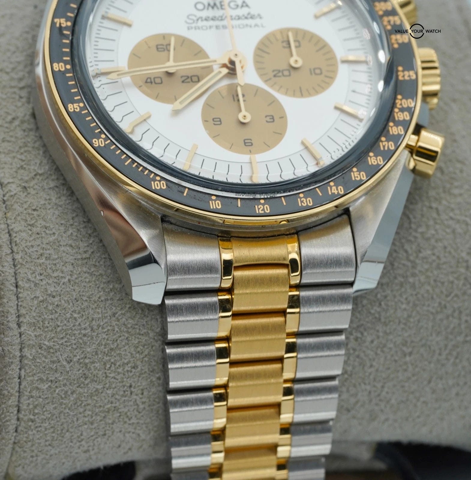 Omega Speedmaster Professional 18K Yellow Gold SS 310.20.42.50.02.001 BOX/CARDS! - Image 9