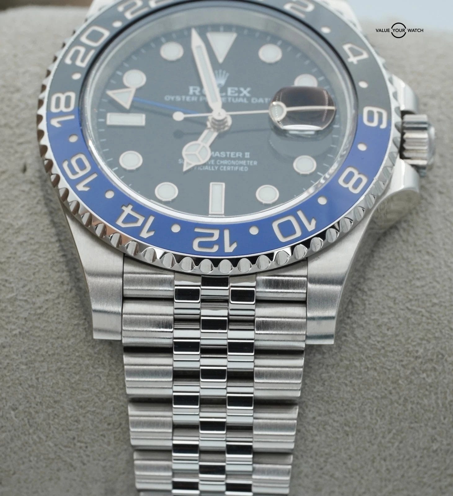Rolex GMT Master II Batgirl Jubilee 126710BLNR BOXES/PAPERS! - Image 12