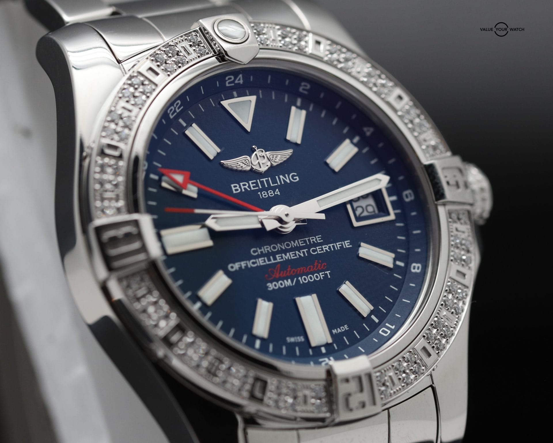 Breitling Avenger II GMT | Ref. A3239053/C872 | 43mm | OEM Diamond Bezel | Complete Set (2017) - Image 5