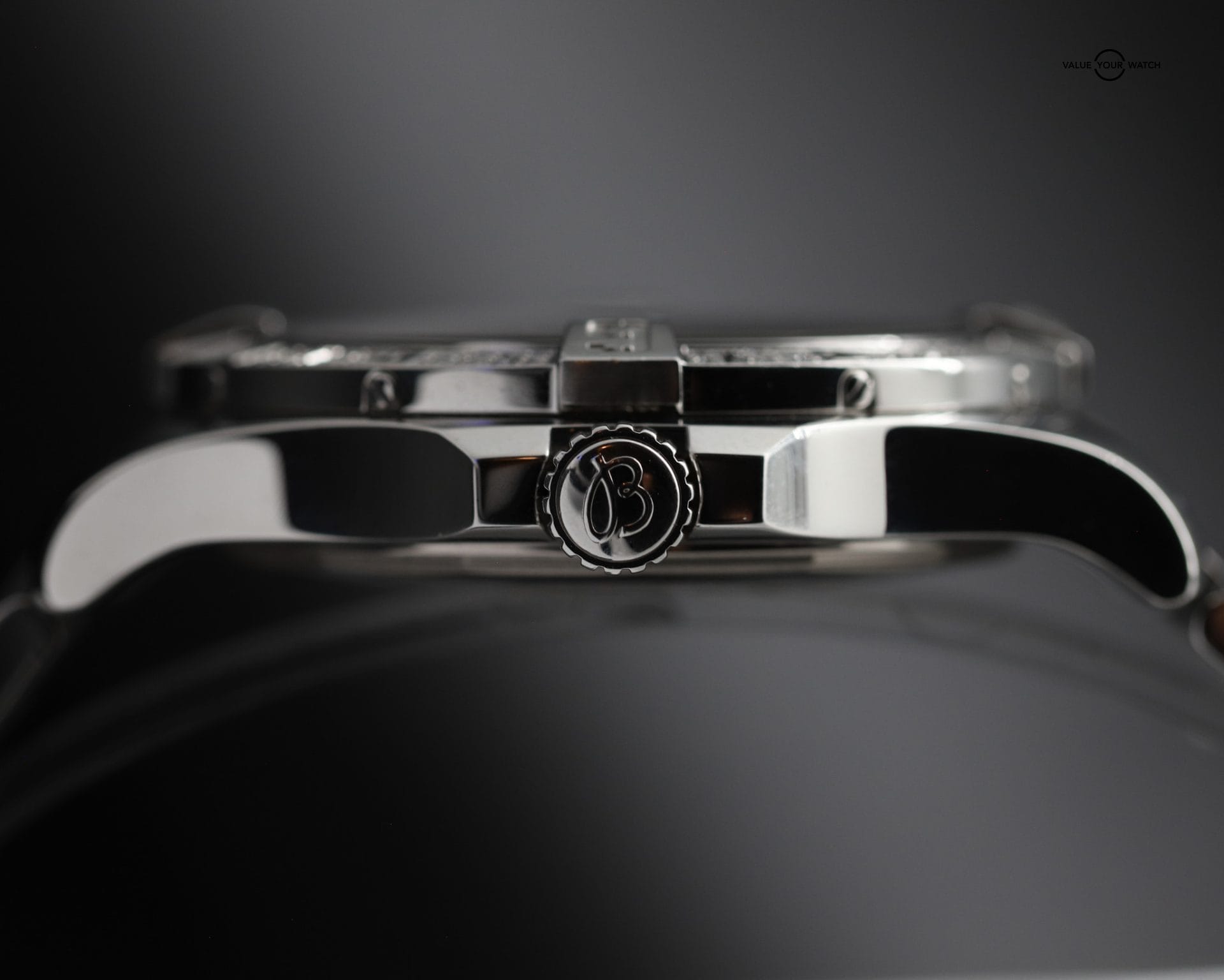 Breitling Avenger II GMT | Ref. A3239053/C872 | 43mm | OEM Diamond Bezel | Complete Set (2017) - Image 6