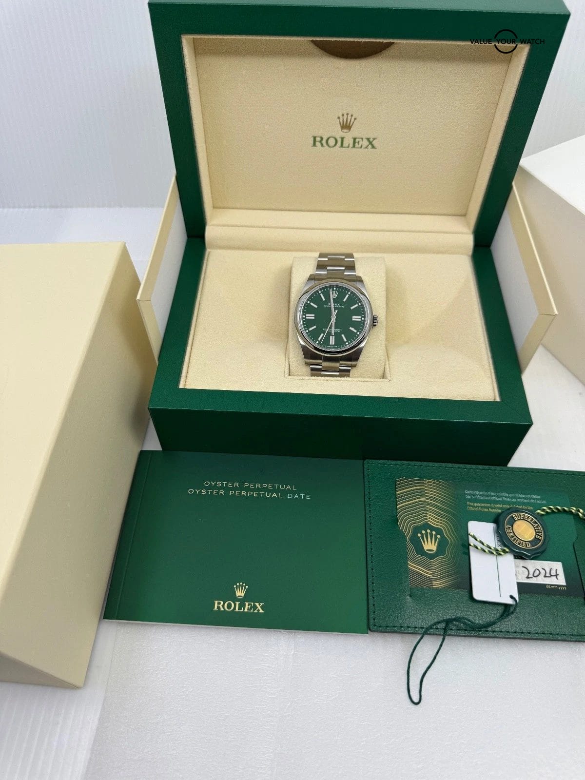 True Unworn 2024 Green Dial Oyster Perpetual 41 Steel Box Papers Rolex