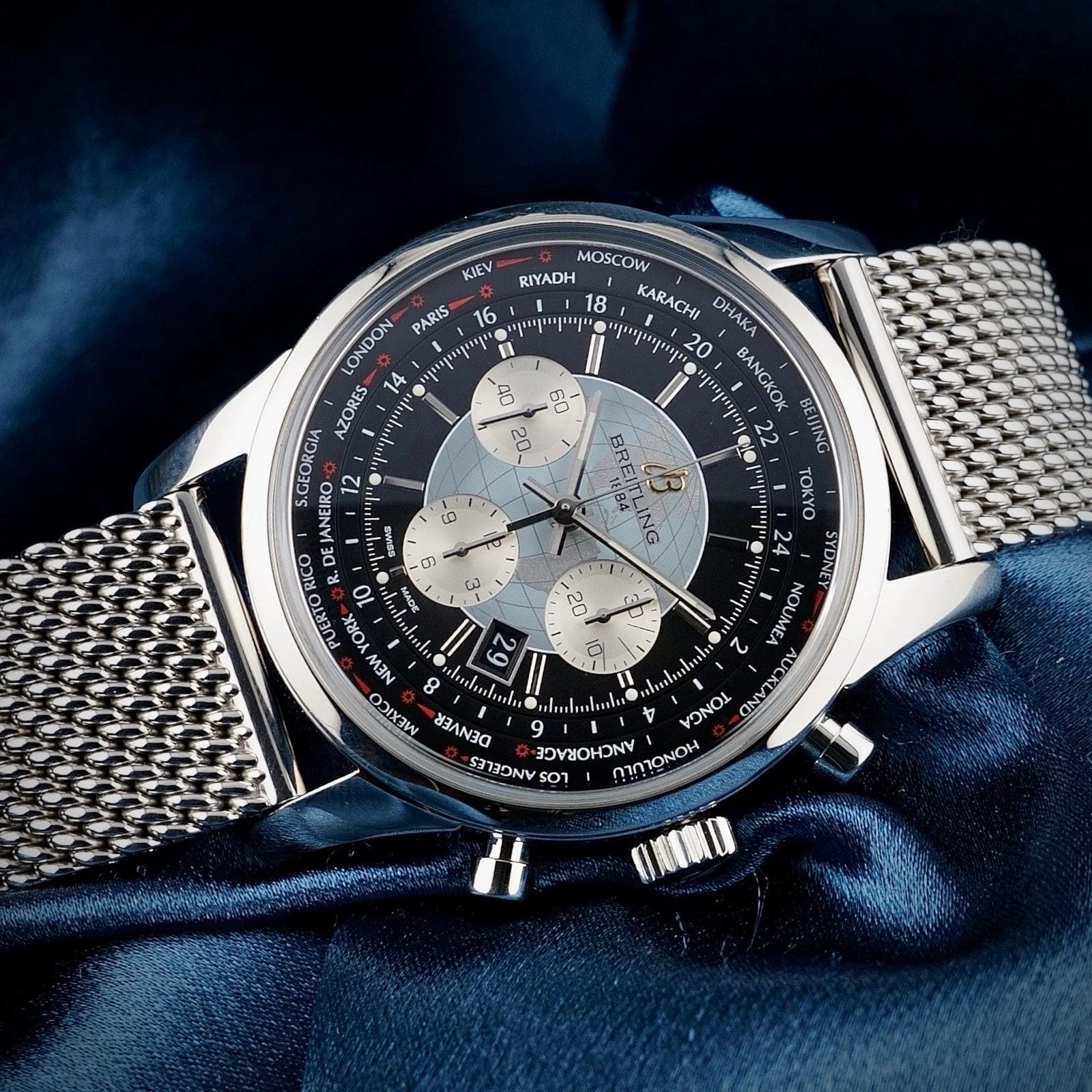 Breitling Transocean Unitime AB0510 – World Time Chronograph B05 w/Extra Strap - Image 3