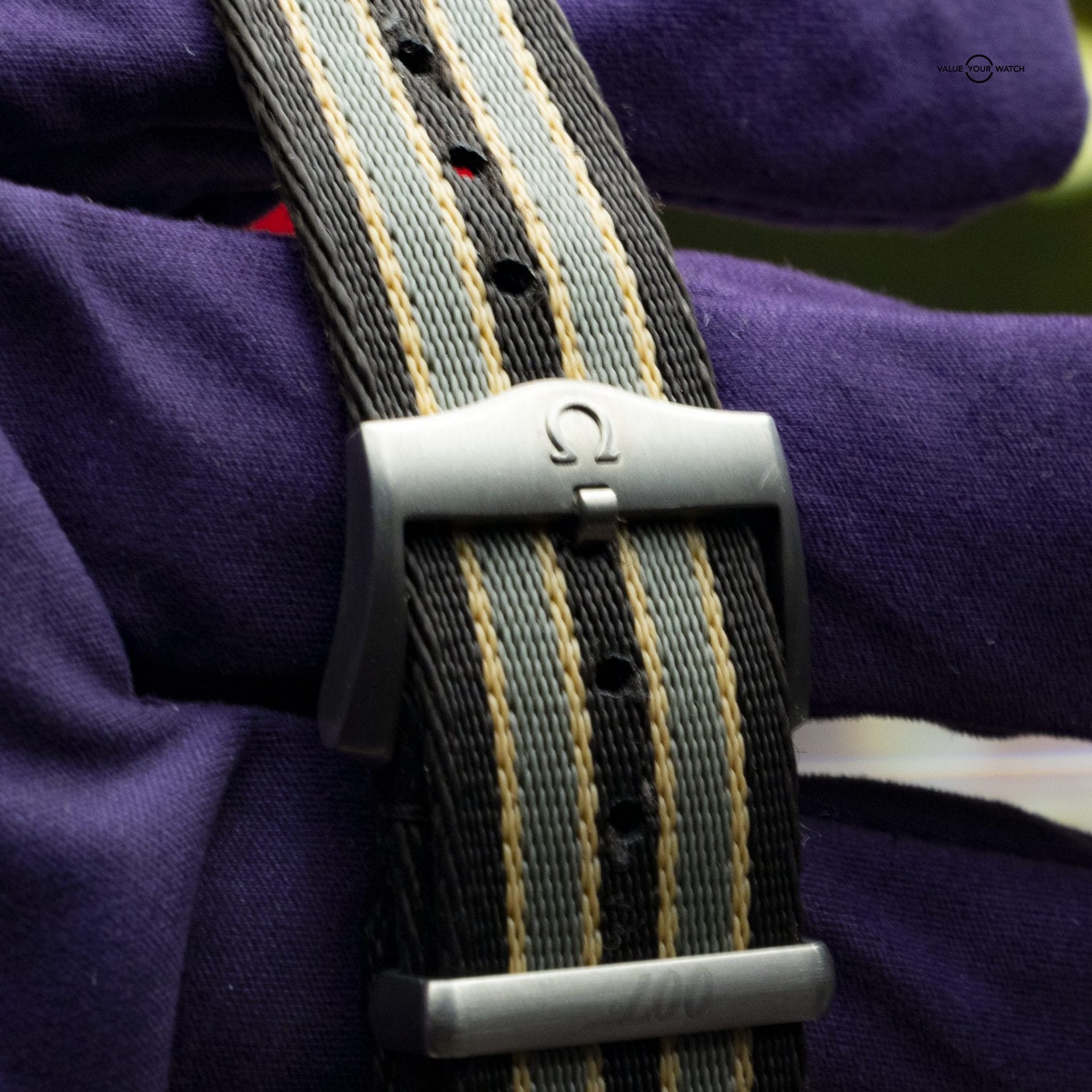 Omega Seamaster 007 No Time to Die NTTD Titanium | Ref 210.92.42.20.01.001 - Image 9