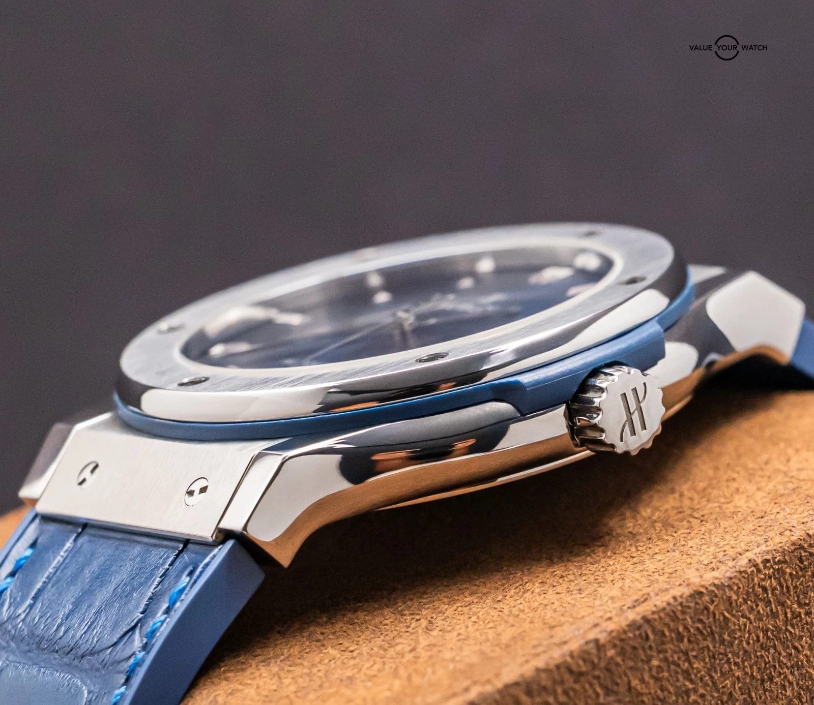 Hublot Classic Fusion Titanium Blue 45mm Alligator Deploy 511.NX.7170.LR - Image 5