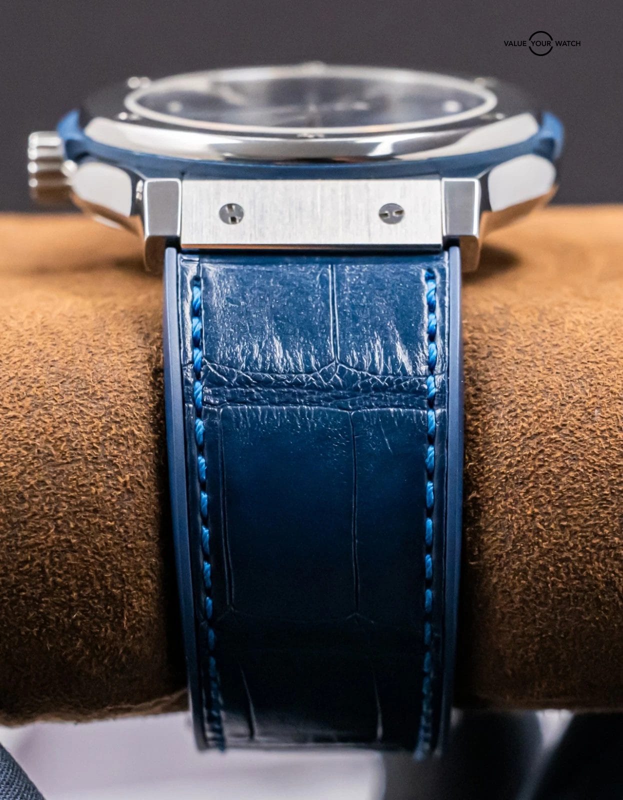 Hublot Classic Fusion Titanium Blue 45mm Alligator Deploy 511.NX.7170.LR - Image 15