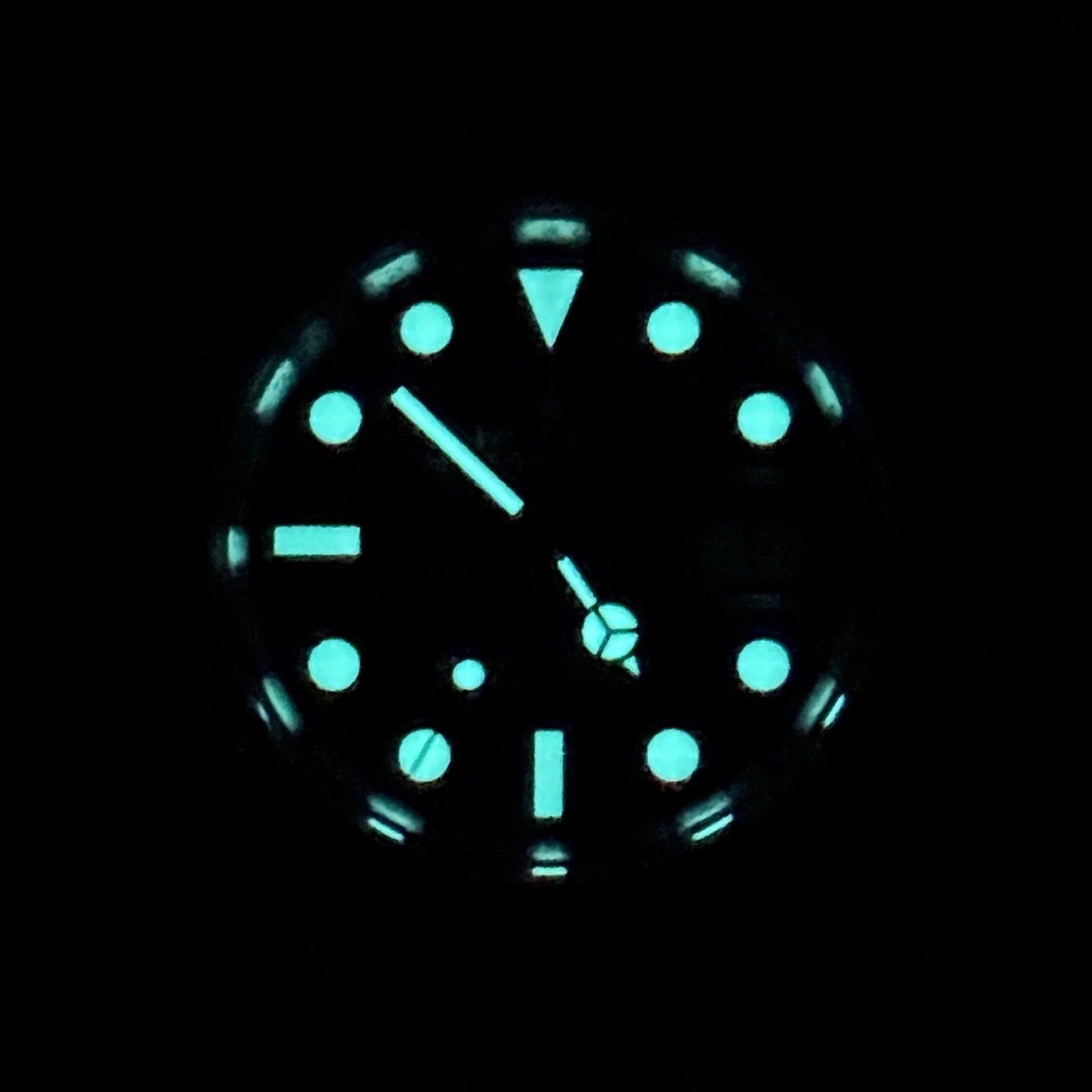 2024 Rolex Yacht-Master 40mm Blue Dial 126622 - Image 4