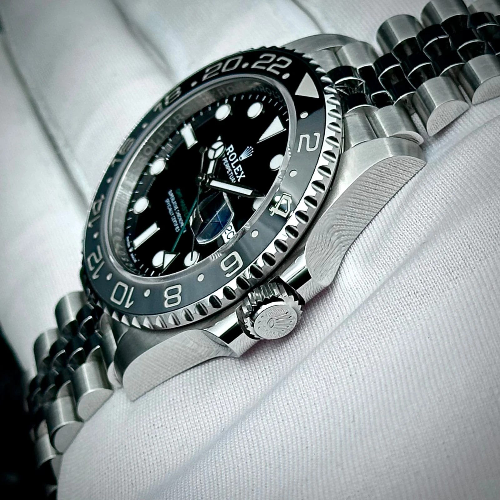Rolex GMT-Master II Bruce Wayne Jubilee 126710GRNR Sep2024 Unworn Complete Black - Image 4