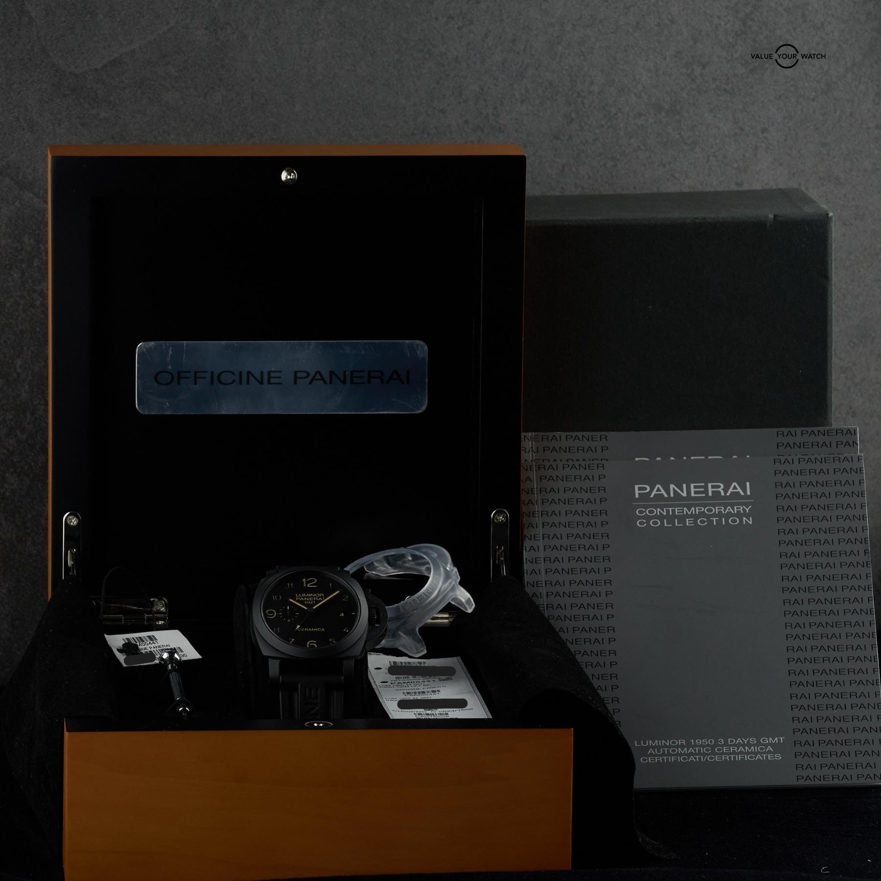Panerai Luminor 1950 GMT 44mm Ceramica PAM00441 with Box & Papers - Image 17