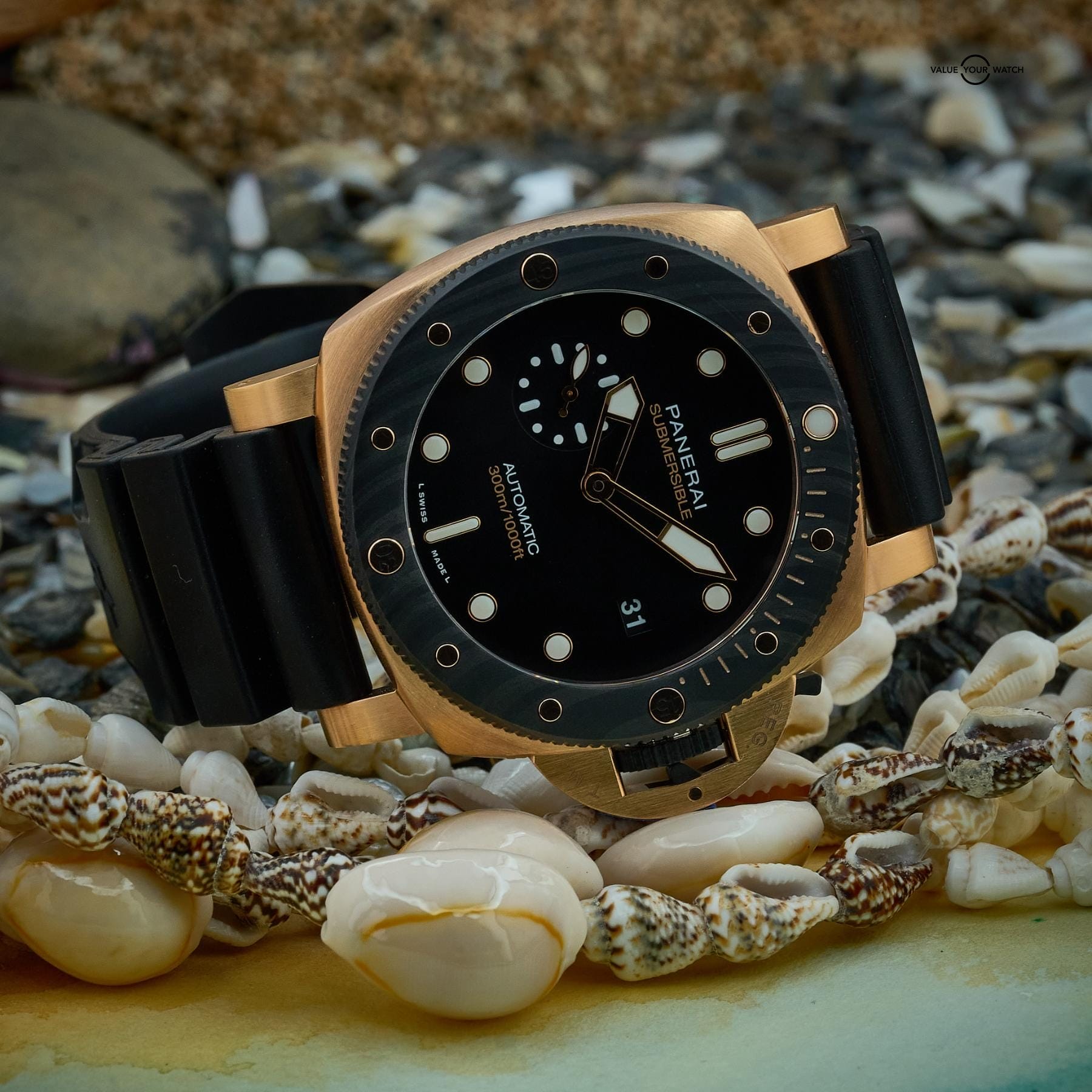 Panerai Submersible 44mm Goldtech Orocarbo PAM02070 with Box & Papers