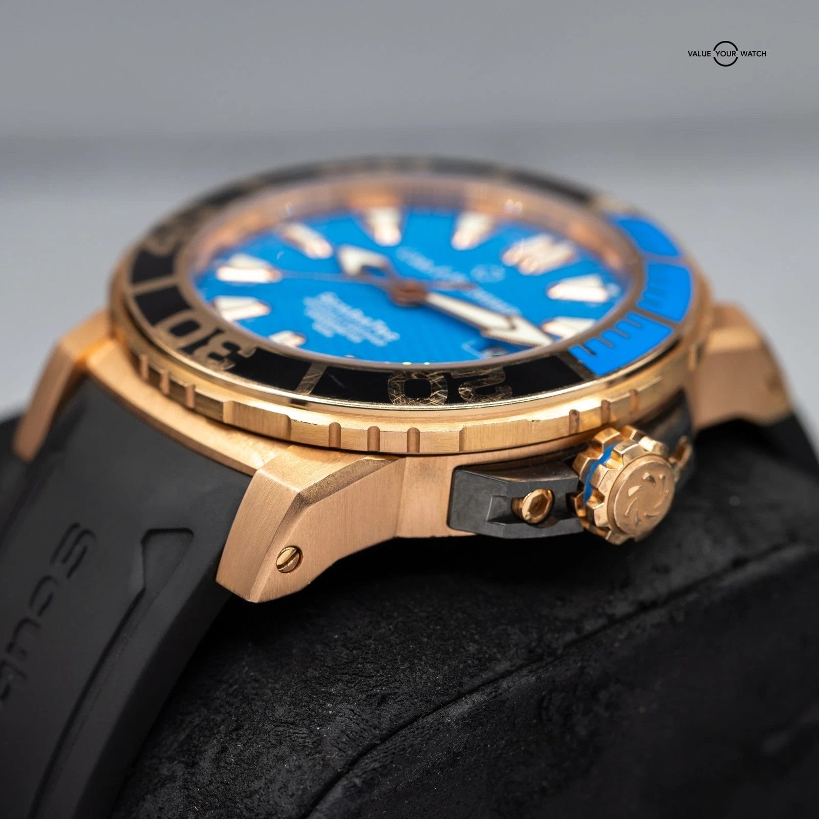 Carl F. Bucherer ScubaTec Patravi Blue dial solid 18k! 207g, 140g GOLD WEIGHT! - Image 11