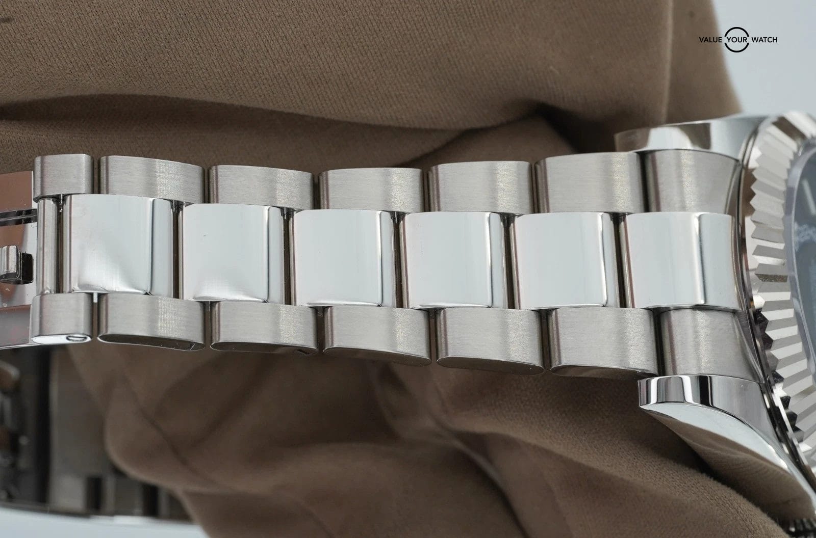 2025 Rolex Sky-Dweller 42mm 336934 Stainless Steel Blue Dial - Image 11