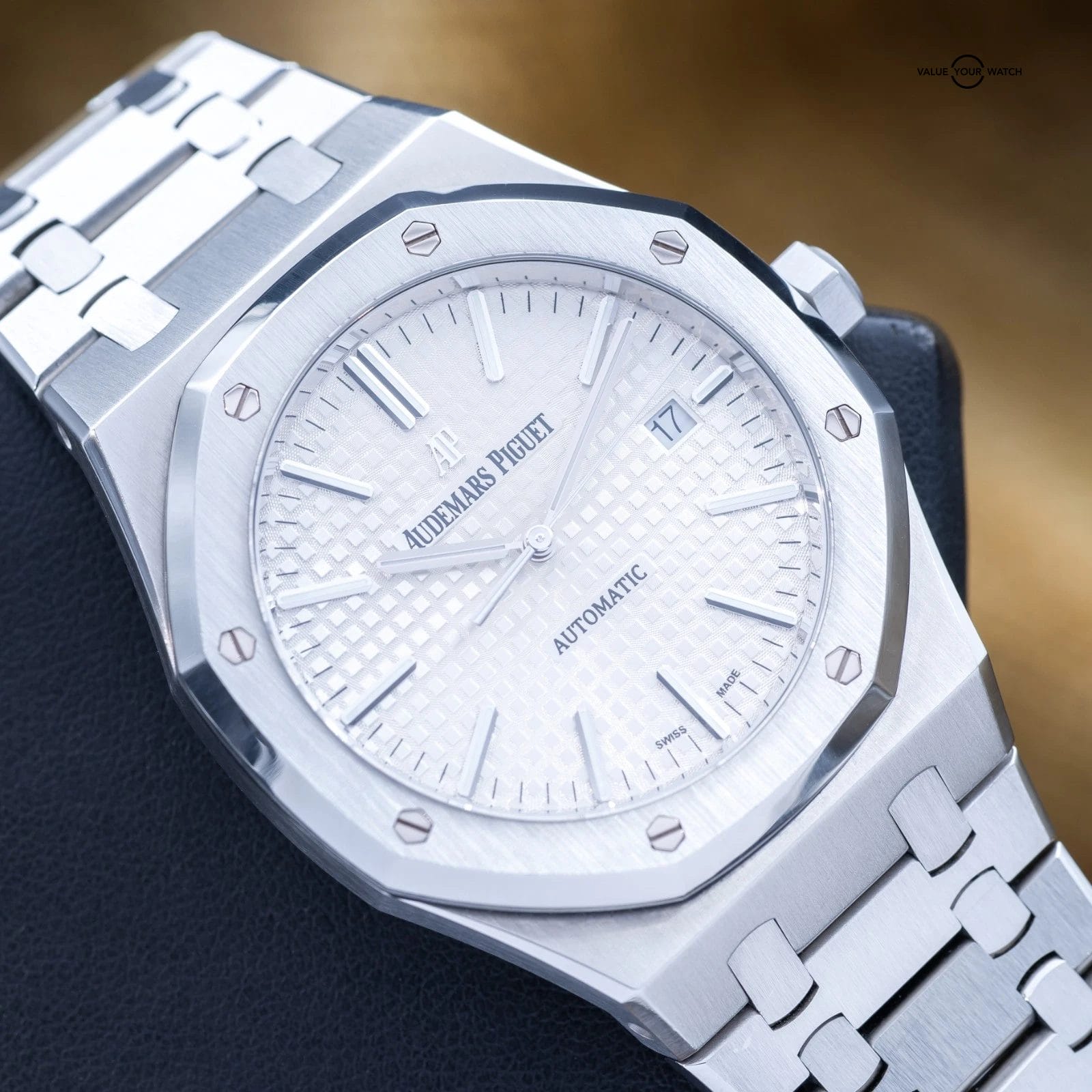 Audemars Piguet Royal Oak 41 White Silver Dial Stainless Steel 15400ST - Image 4