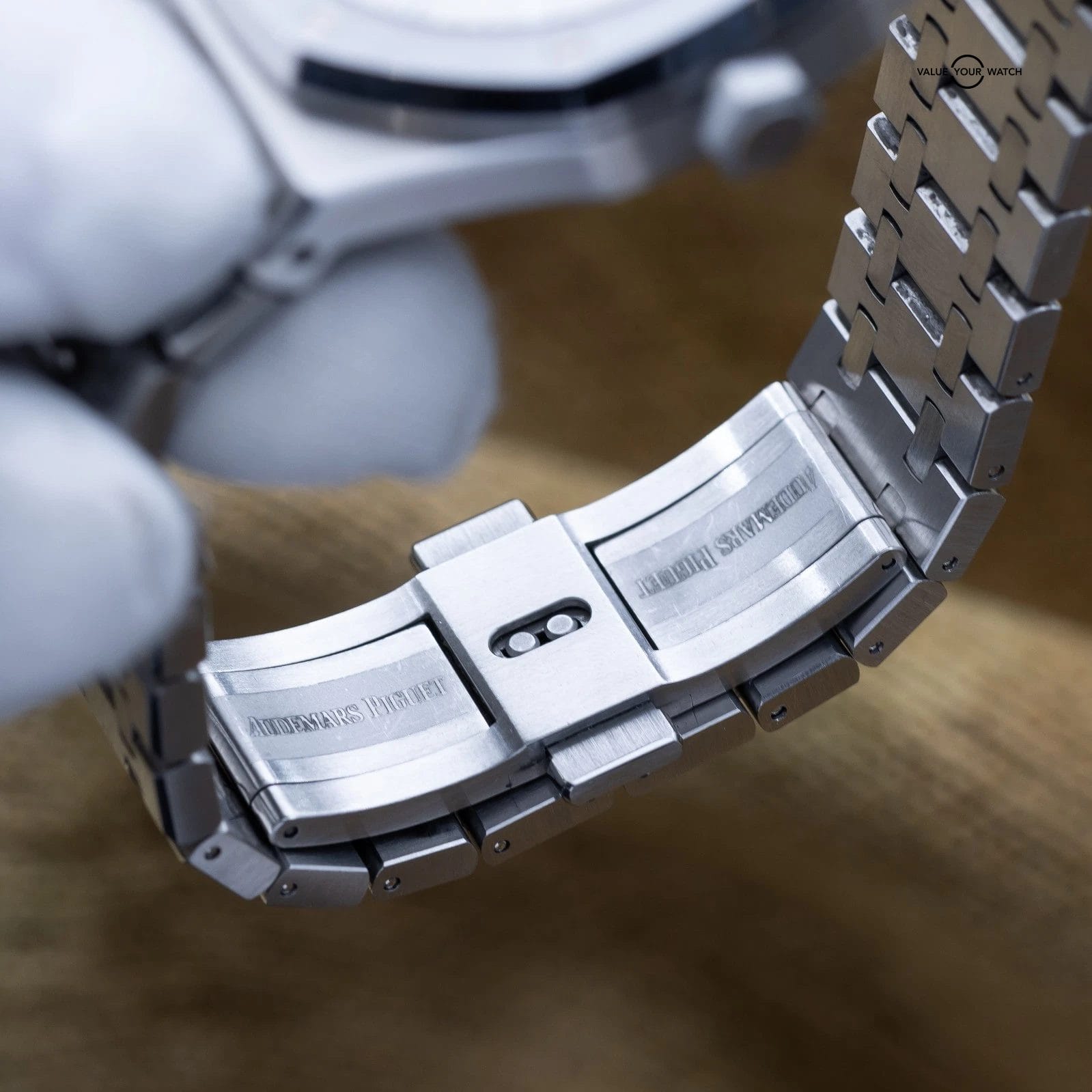 Audemars Piguet Royal Oak 41 White Silver Dial Stainless Steel 15400ST - Image 8