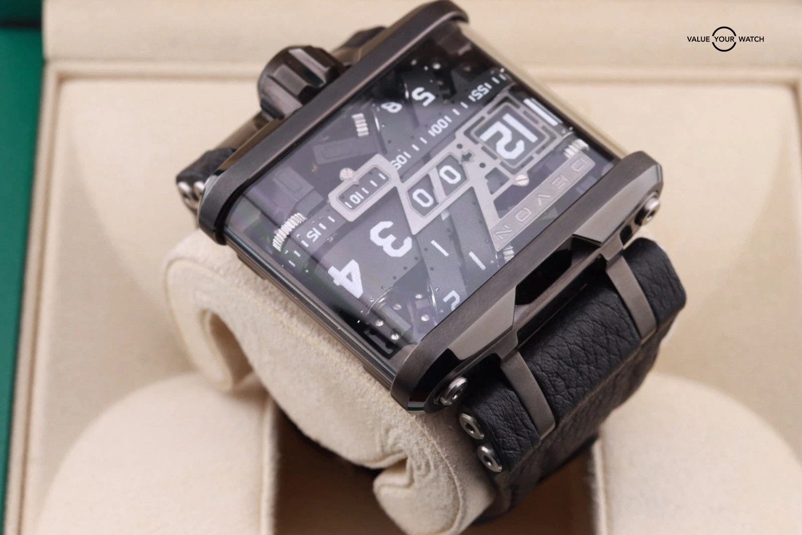 Devon Tread 1 | Recently Serviced!! | Original Box + Papers + Charger Included - Image 9